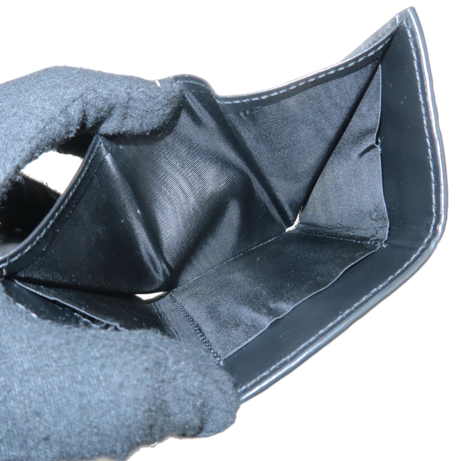 GUCCI Guccissima Leather Compact Wallet Black 547070 Black Used