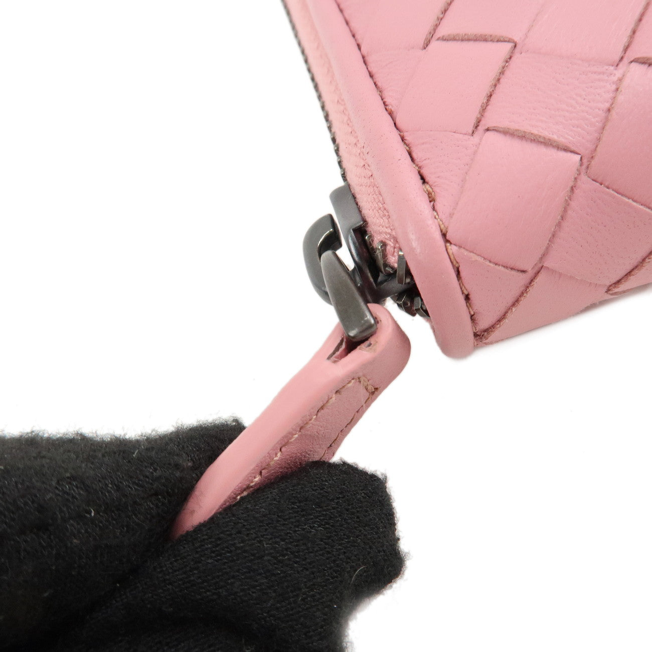 BOTTEGA VENETA Intrecciato Leather Round Zipper Wallet Pink Used