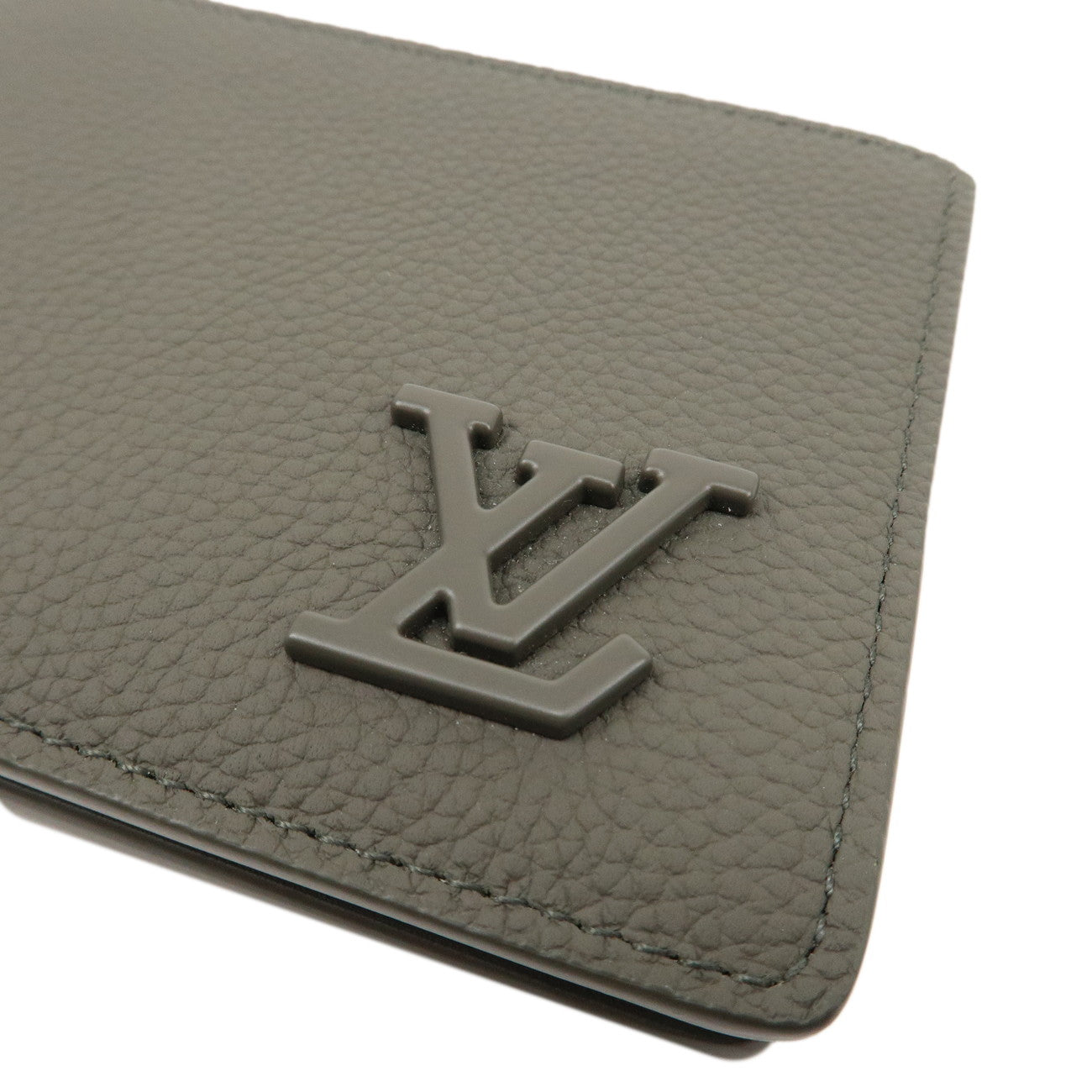 Louis Vuitton Aerogram Portefeuille Multiple Wallet Gray M81026 Used