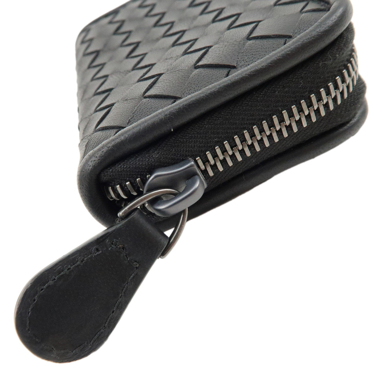 BOTTEGA VENETA Intrecciato Leather Round Zipper Card Case 114075 Used