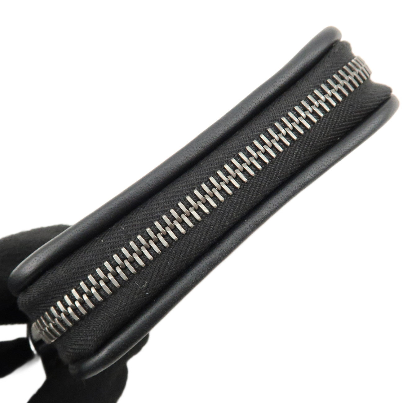 BOTTEGA VENETA Intrecciato Leather Round Zipper Card Case 114075 Used