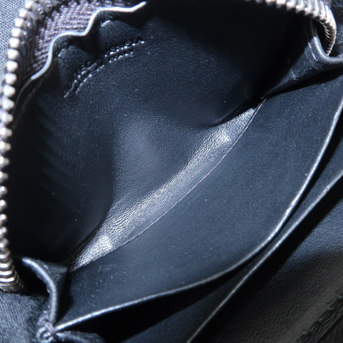 BOTTEGA VENETA Intrecciato Leather Round Zipper Card Case 114075 Used