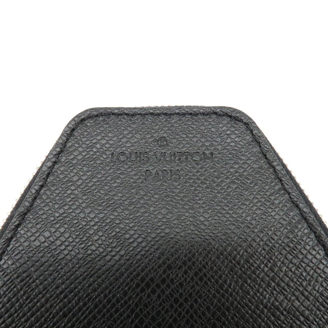 Louis Vuitton Taiga Avenue Sling Bag Shoulder Bag Noir M30863 Used