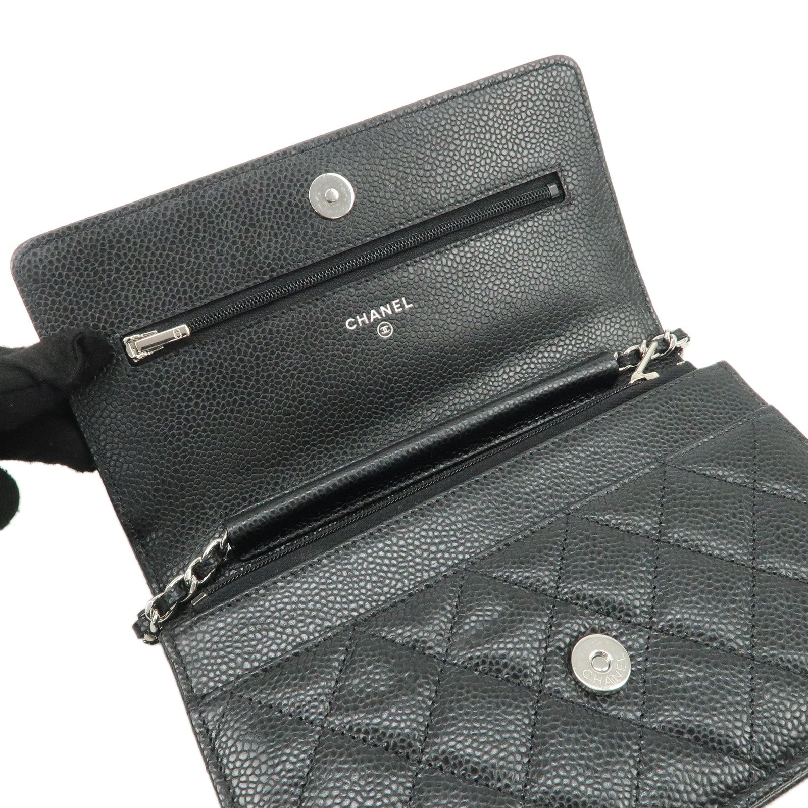 CHANEL Caviar Skin Chain Wallet Purse Black Silver AP0250 Used