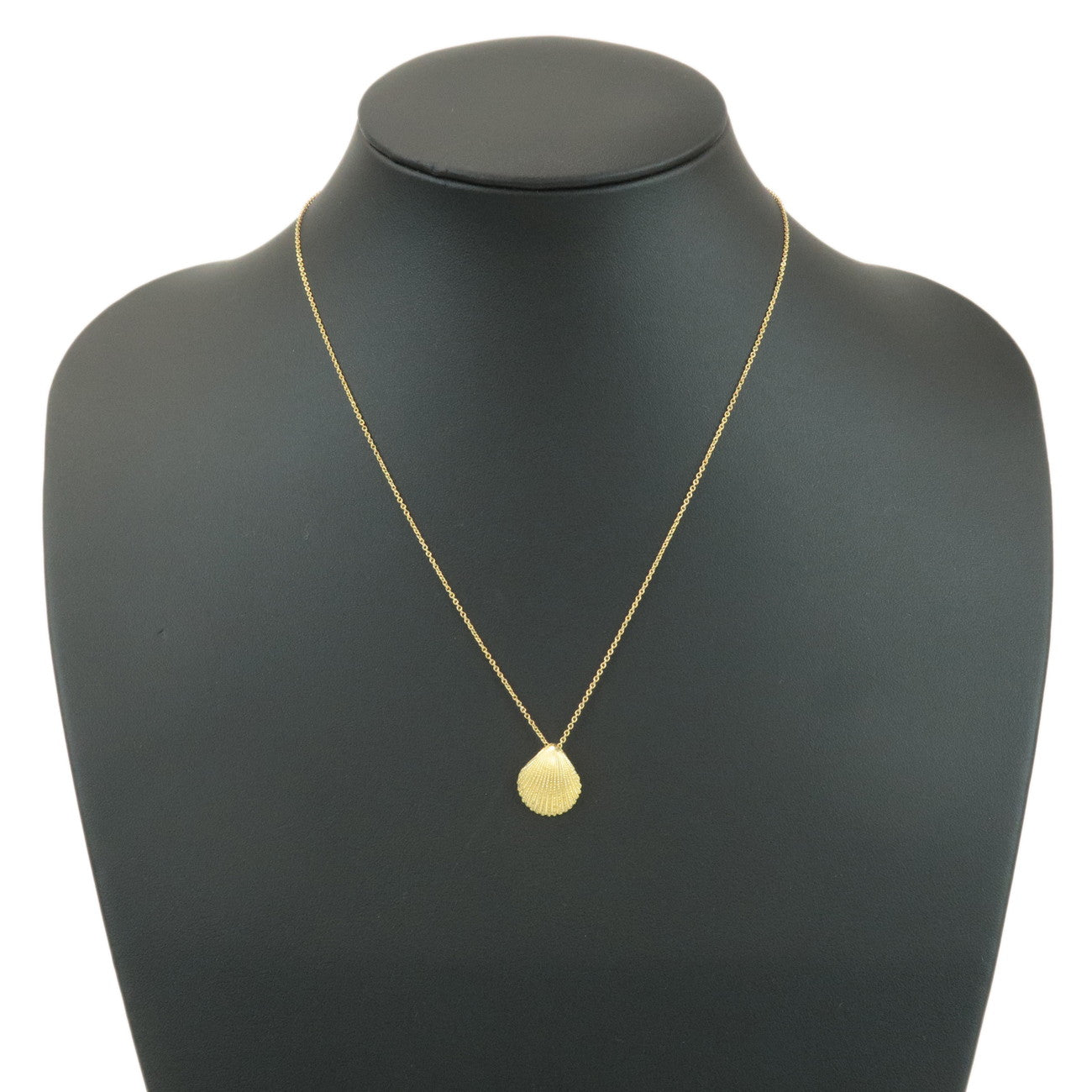 Tiffany&Co. Shell Charm Pendant Necklace K18YG 750YG Yellow Gold Used