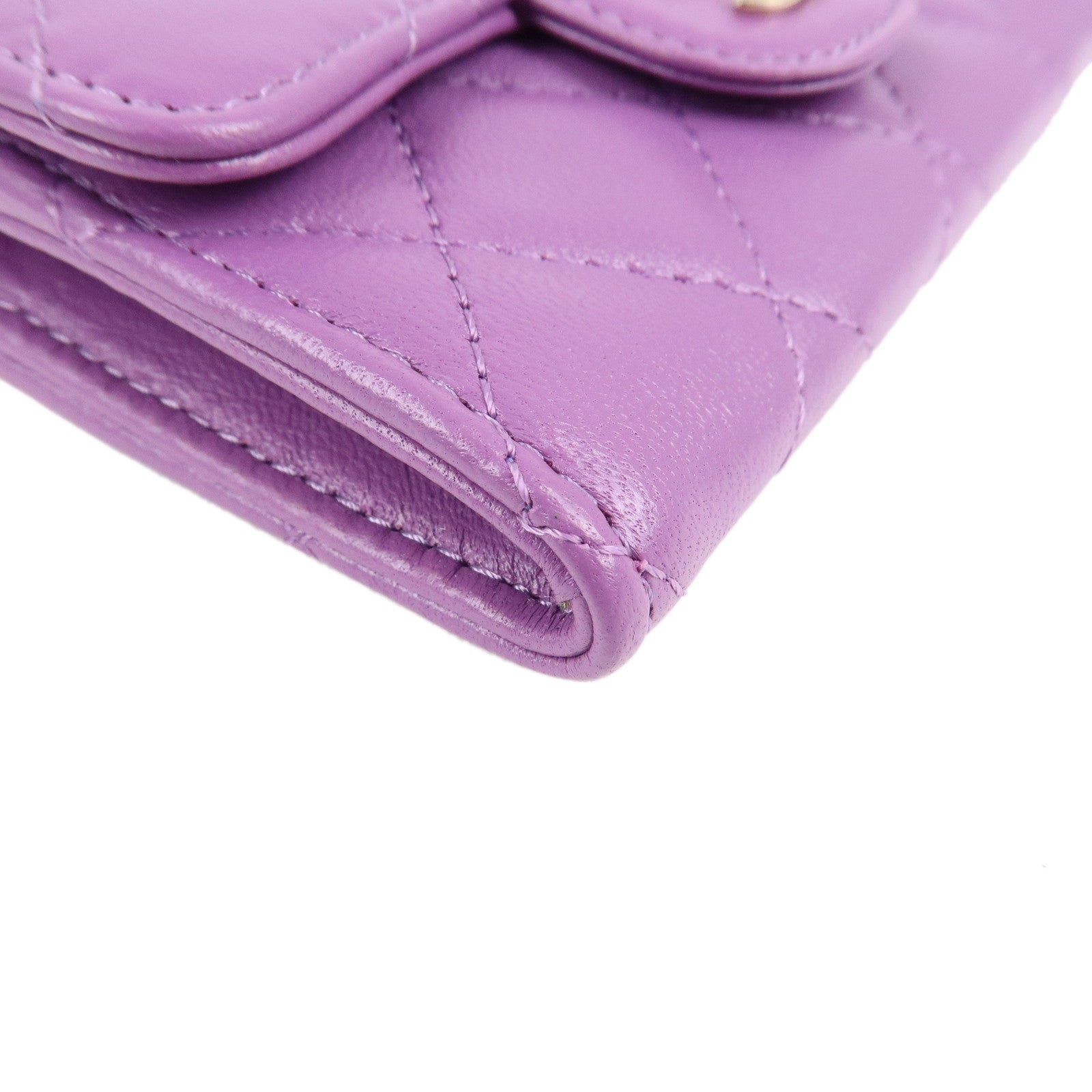 CHANEL Matelasse Lamb Skin Card Case Purple AP0214 Used