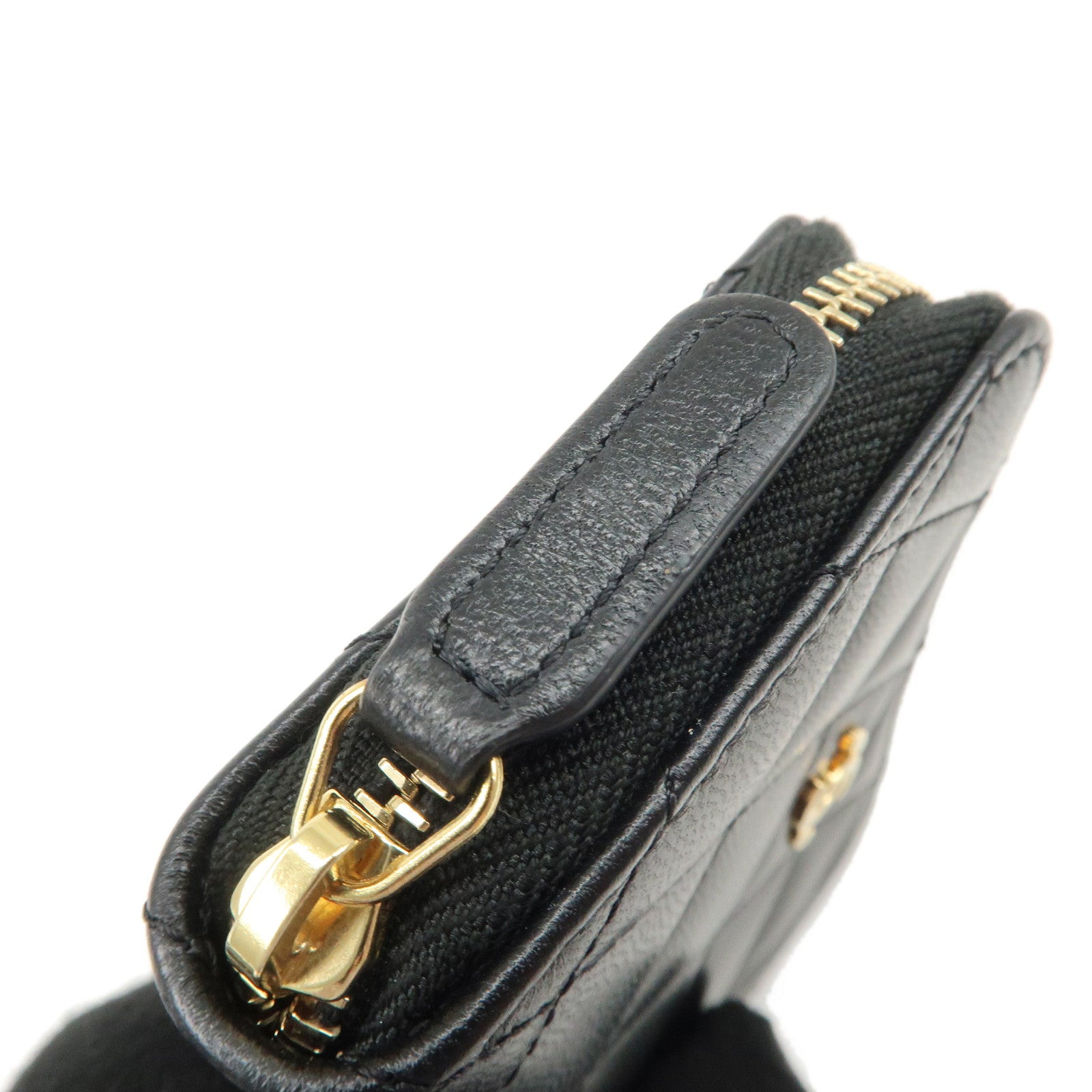 CHANEL Matelasse Caviar Skin Classic Zippy Coin Case AP0216 Used