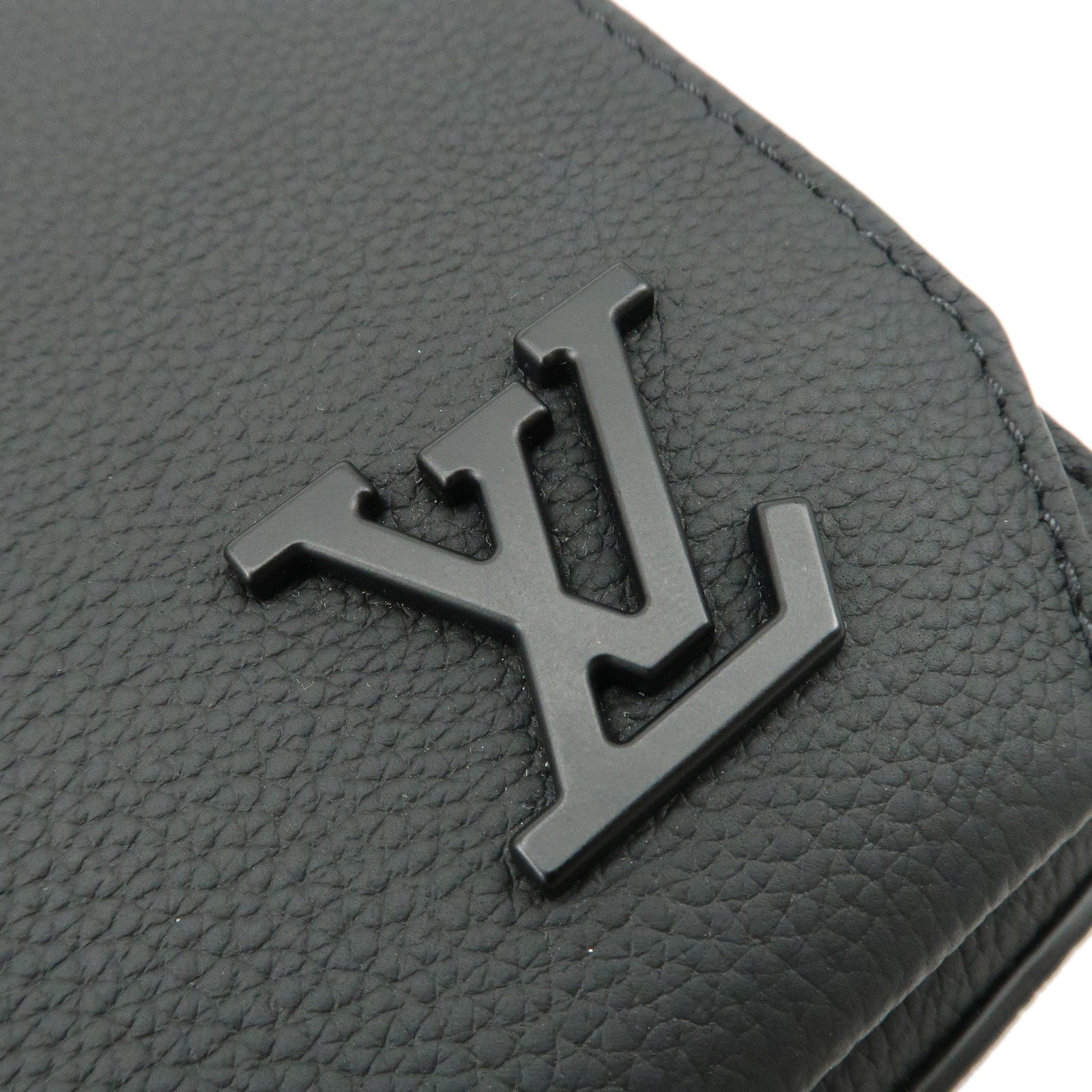 Louis Vuitton Aerogram Takeoff Messenger PM Bag Noir M24769 Used