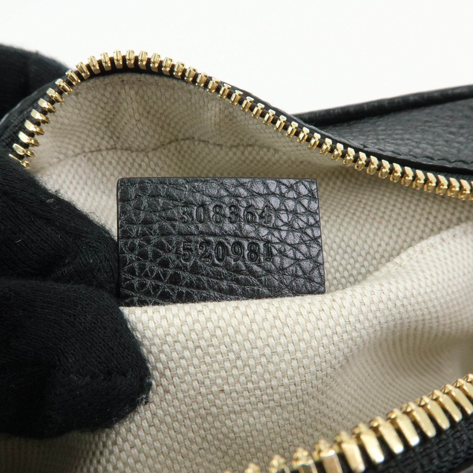 GUCCI Soho Leather Shoulder Bag Crossbody Bag Tassel Black 308364