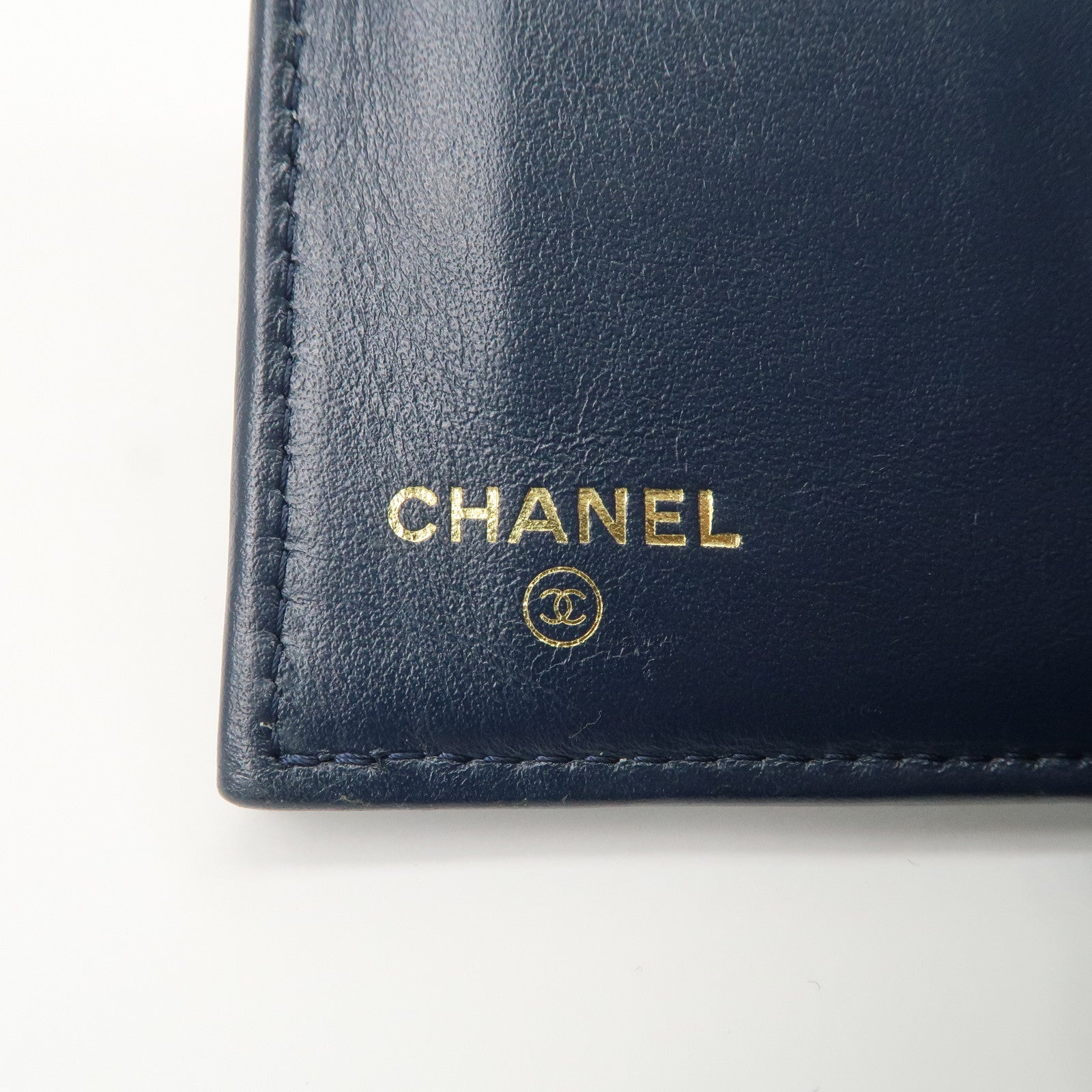 CHANEL Matelasse Caviarskin Tri-fold Wallet Small Wallet Navy AP0232 Used