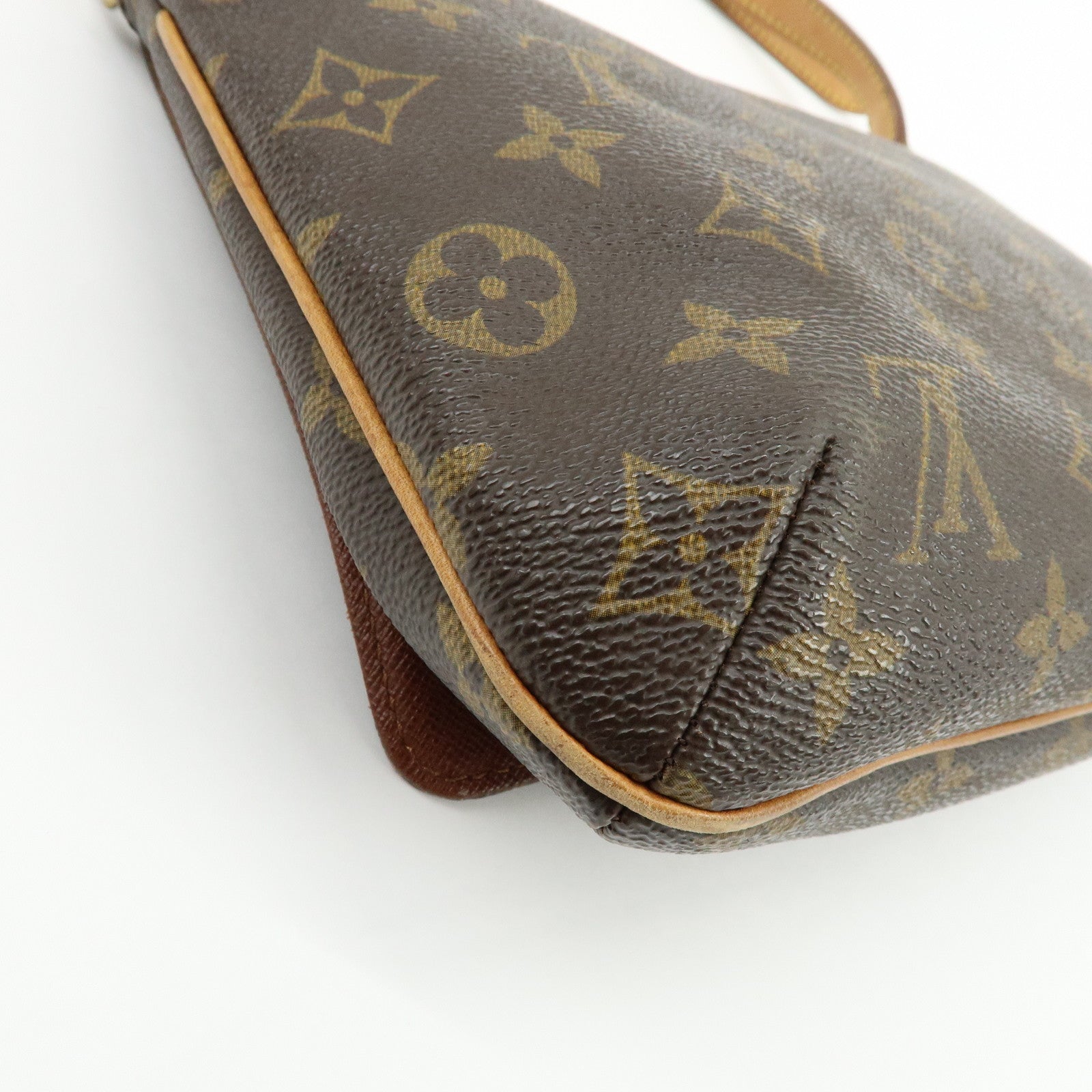 Louis Vuitton Monogram Musette Tango Short Shoulder Bag M51257