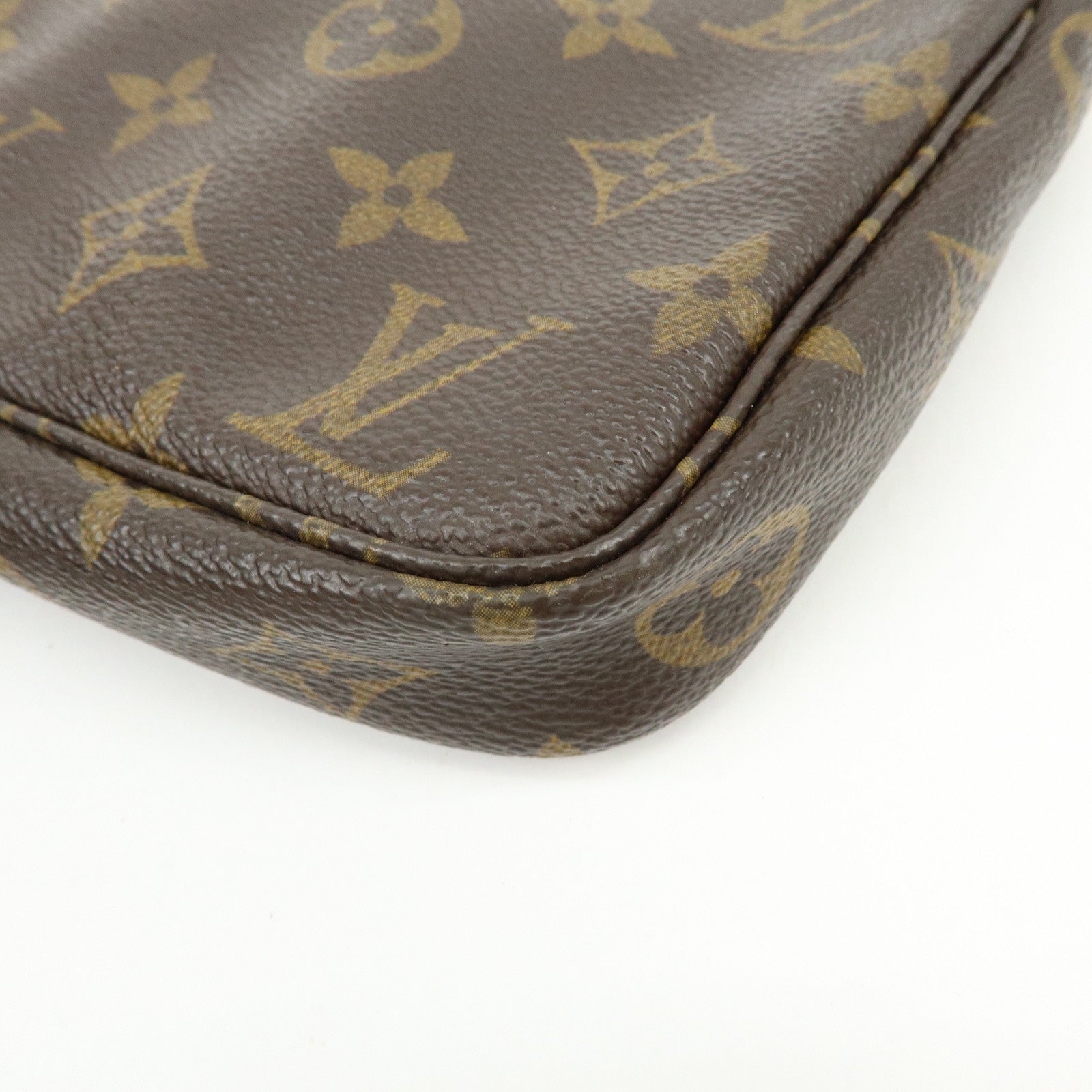 Louis Vuitton Monogram Pochette Accessoires Pouch Hand Bag M51980