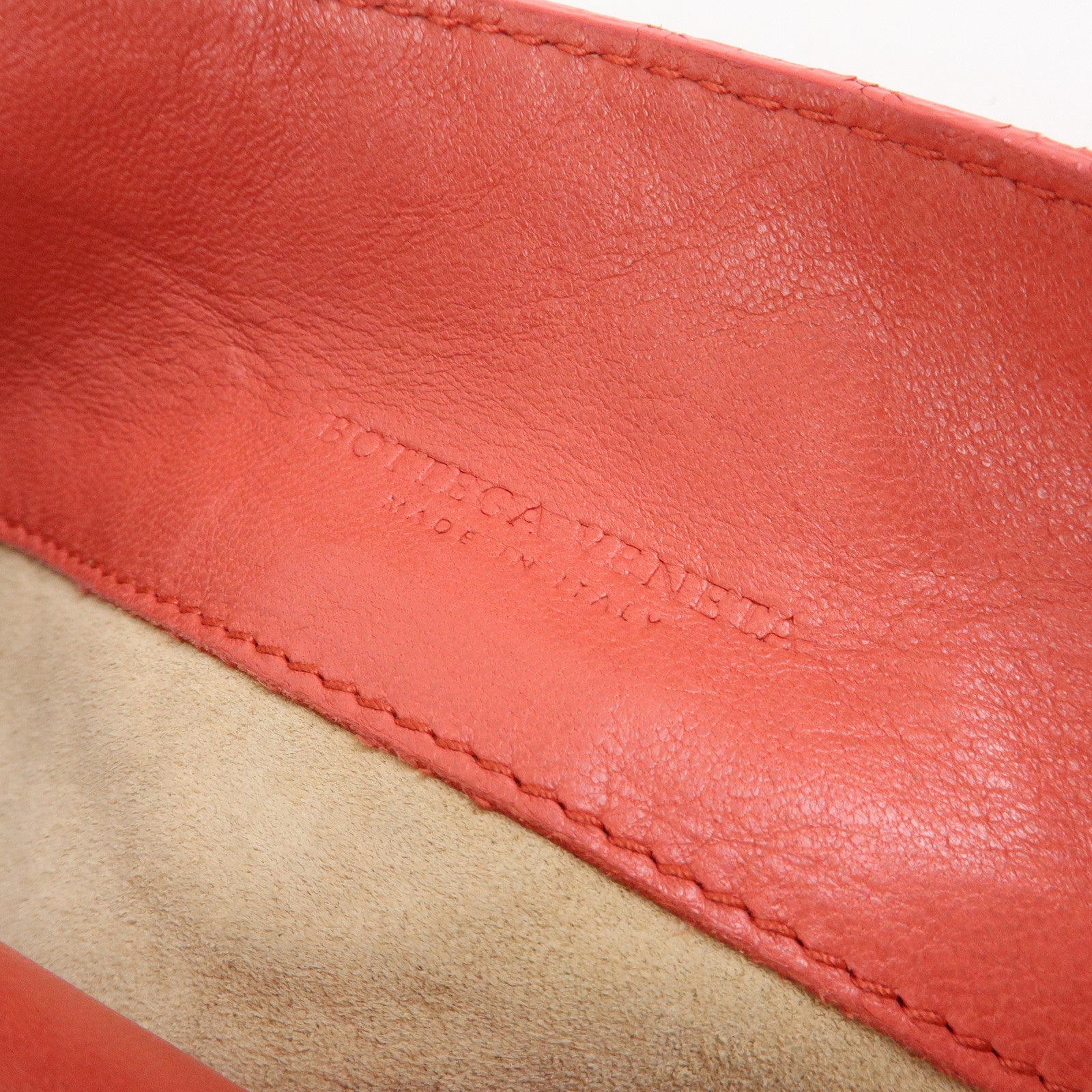 BOTTEGA VENETA Intracciato Leather Shoulder Bag Hand Bag Coral V0016
