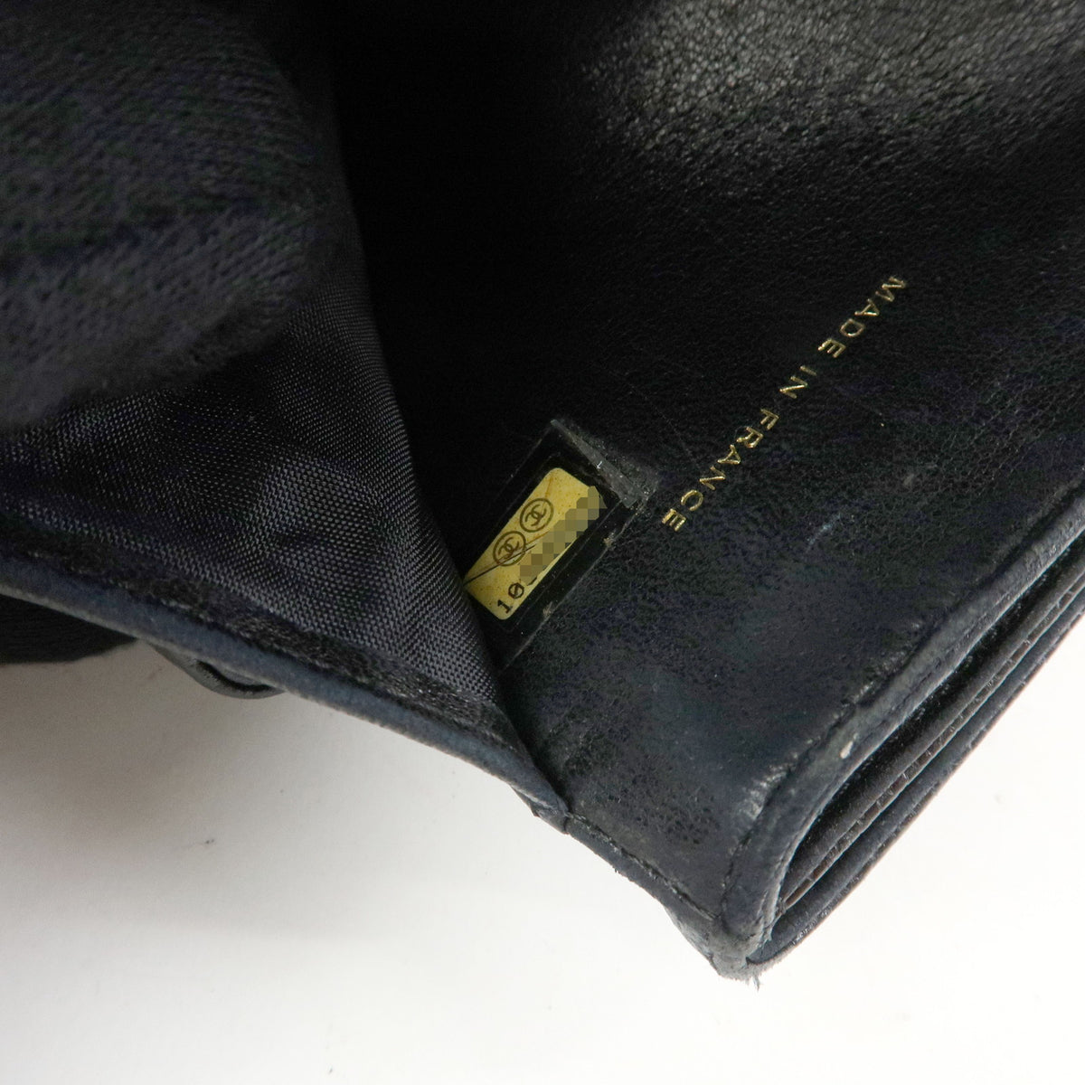 CHANEL COCO Mark Caviarskin Compact W Hook Wallet Black