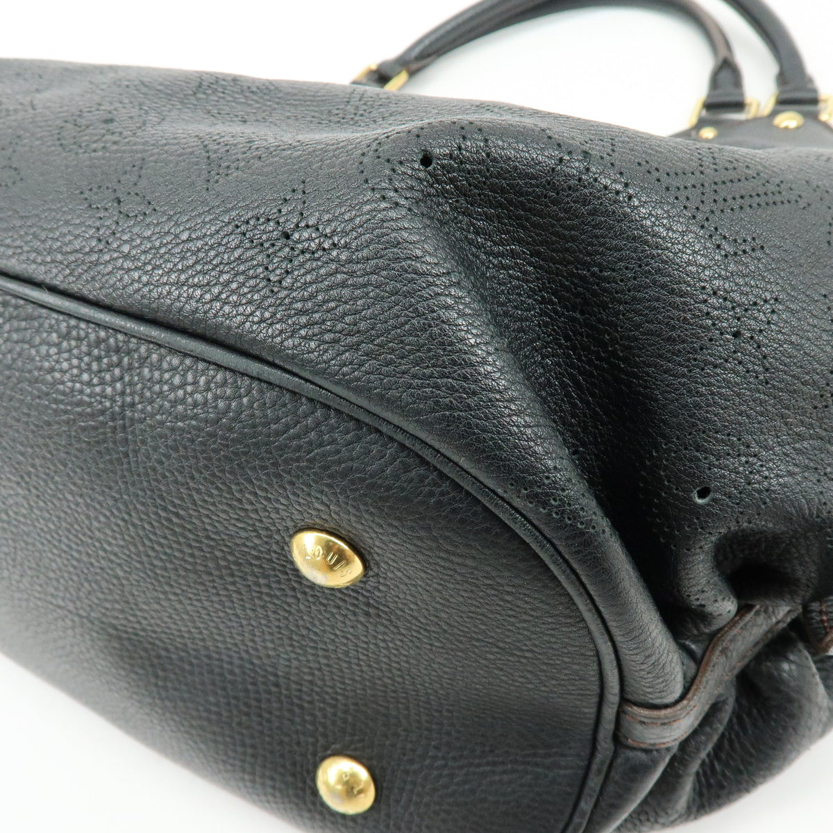 Louis Vuitton Monogram Leather Mahina L Shoulder Bag Noir M95765