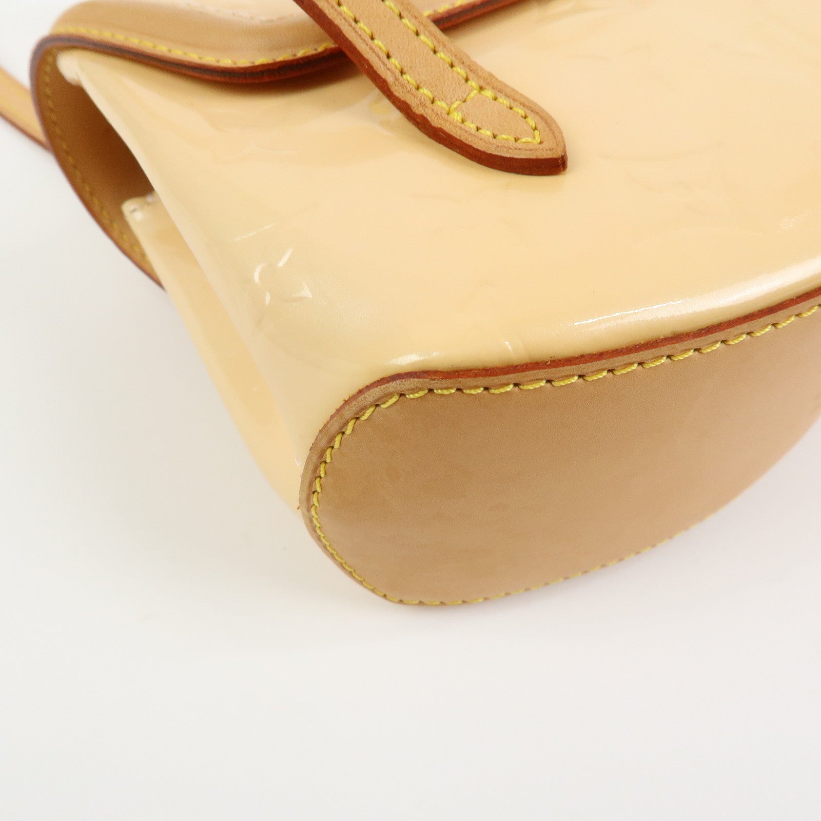 Louis Vuitton Monogram Vernis Biscayne Bay PM Shoulder Bag M91288