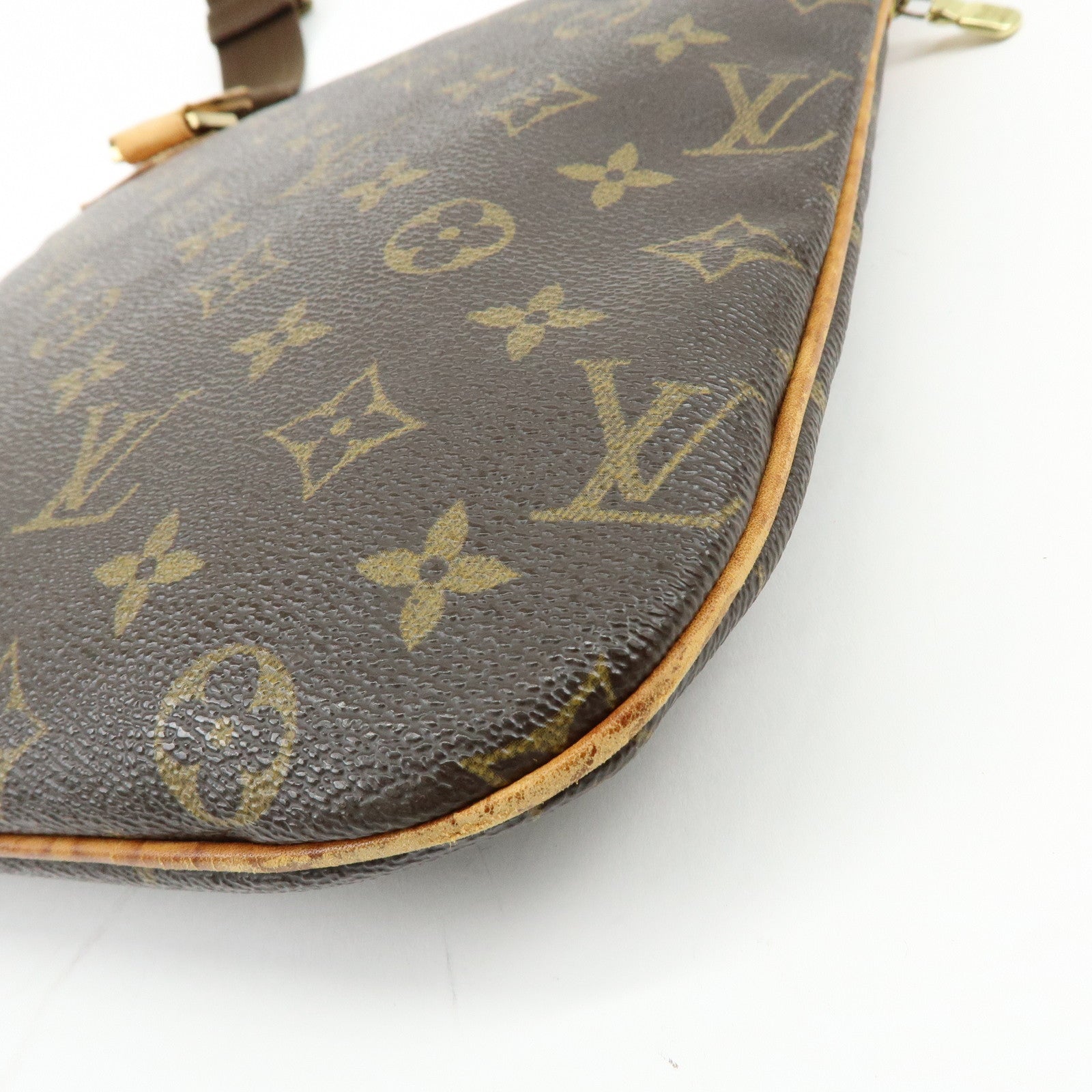 Louis Vuitton Monogram Pochette Bosphore Shoulder Bag Brown M40044
