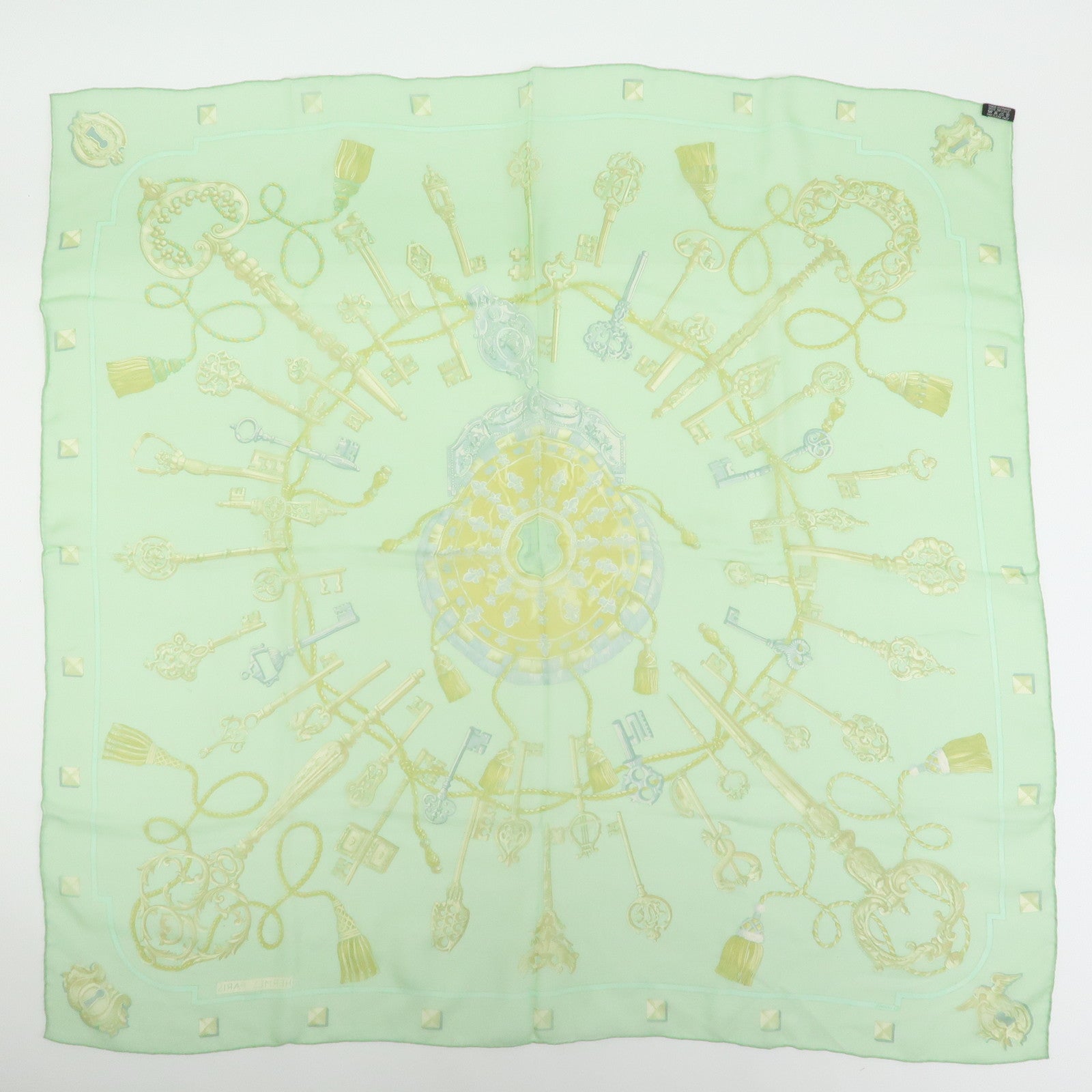 HERMES Carre 90 Silk 100% Scarf LES CLES THE KEYS RARE Light Green