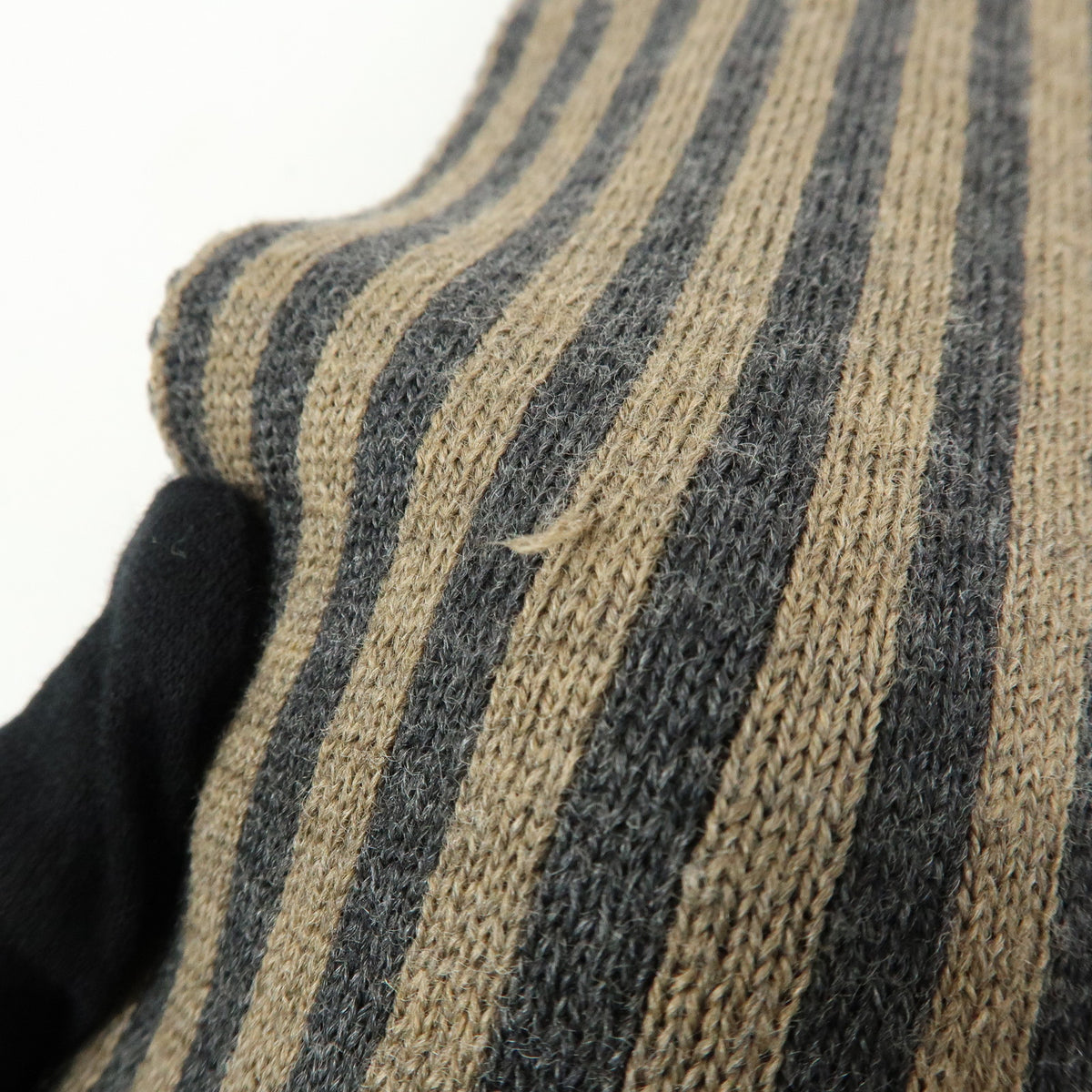 FENDI Zucca Pequin Wool 100% Knitted Shawl Scarf Brown