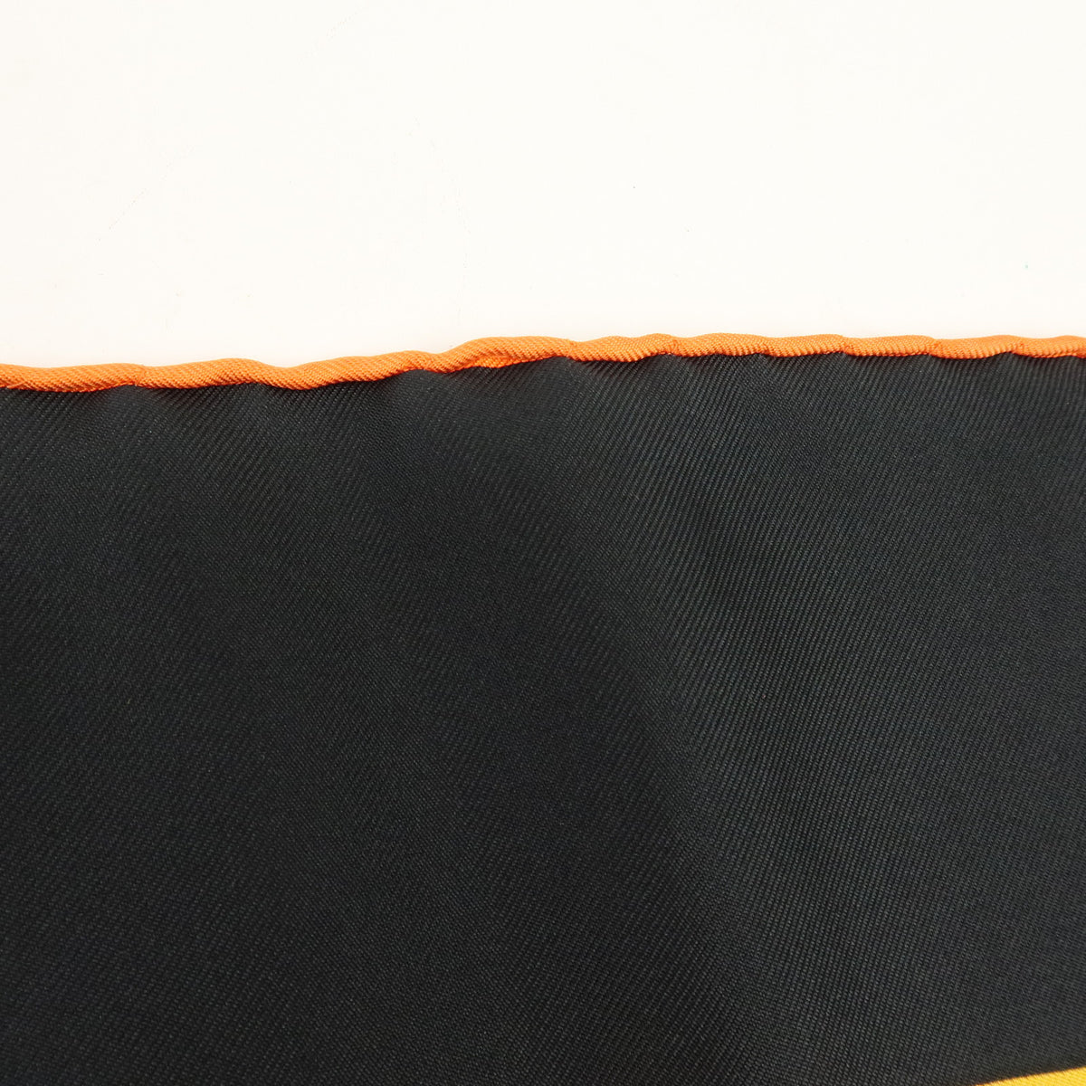 Louis Vuitton Monogram Carre 90 Silk 100% Scarf Au Fil Du Temps black