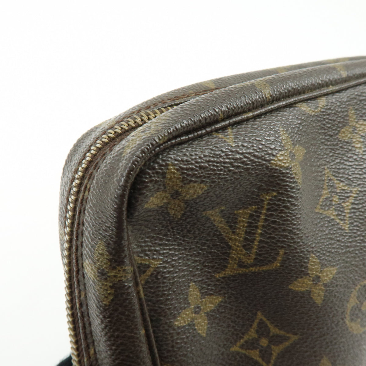 Louis Vuitton Monogram Trousse Toilette 23 Cosmetic Pouch M47524