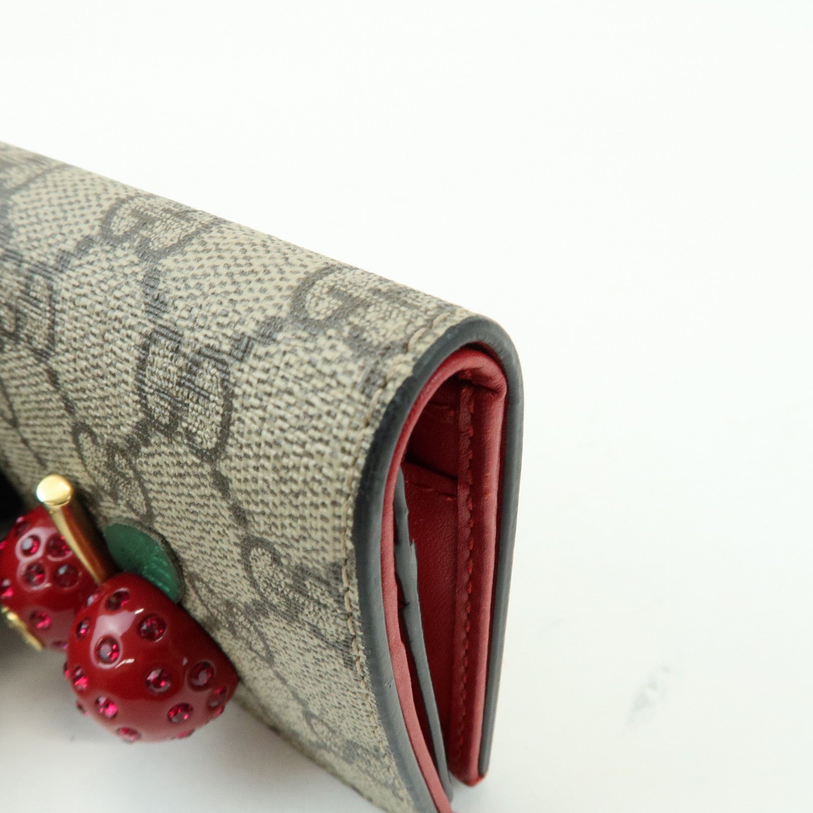 GUCCI Interlocking G Cherry GG Supreme Compact Wallet Beige 476050