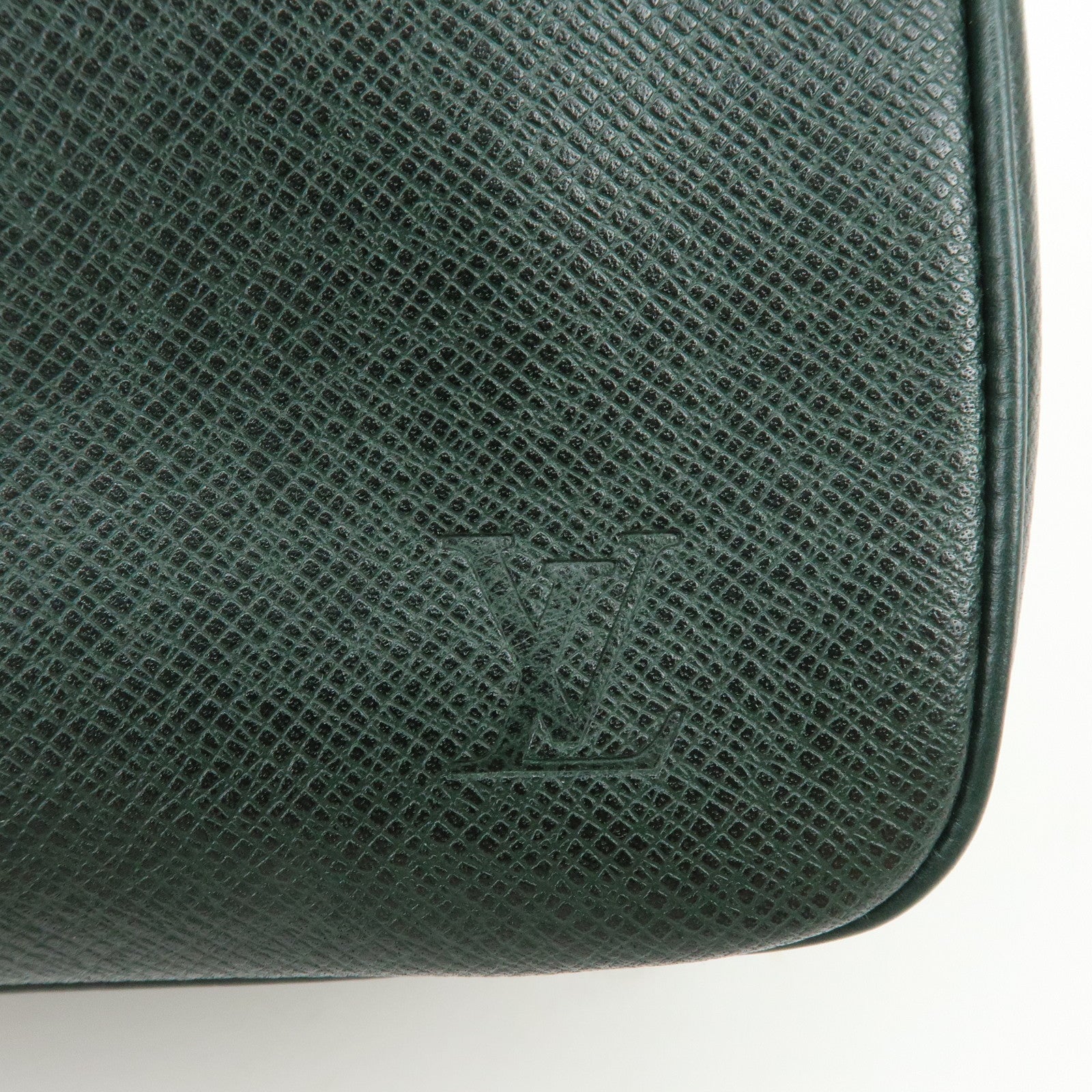 Louis Vuitton Taiga Leather Trousse Toilette GM Pouch Epicea M30214
