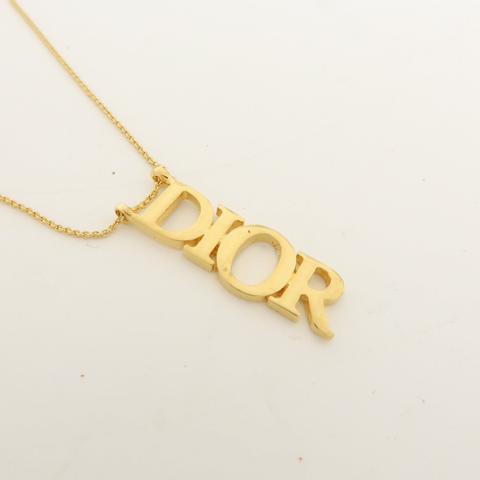 Christian Dior Logo Plate Metal Necklace Pendant Necklace Gold