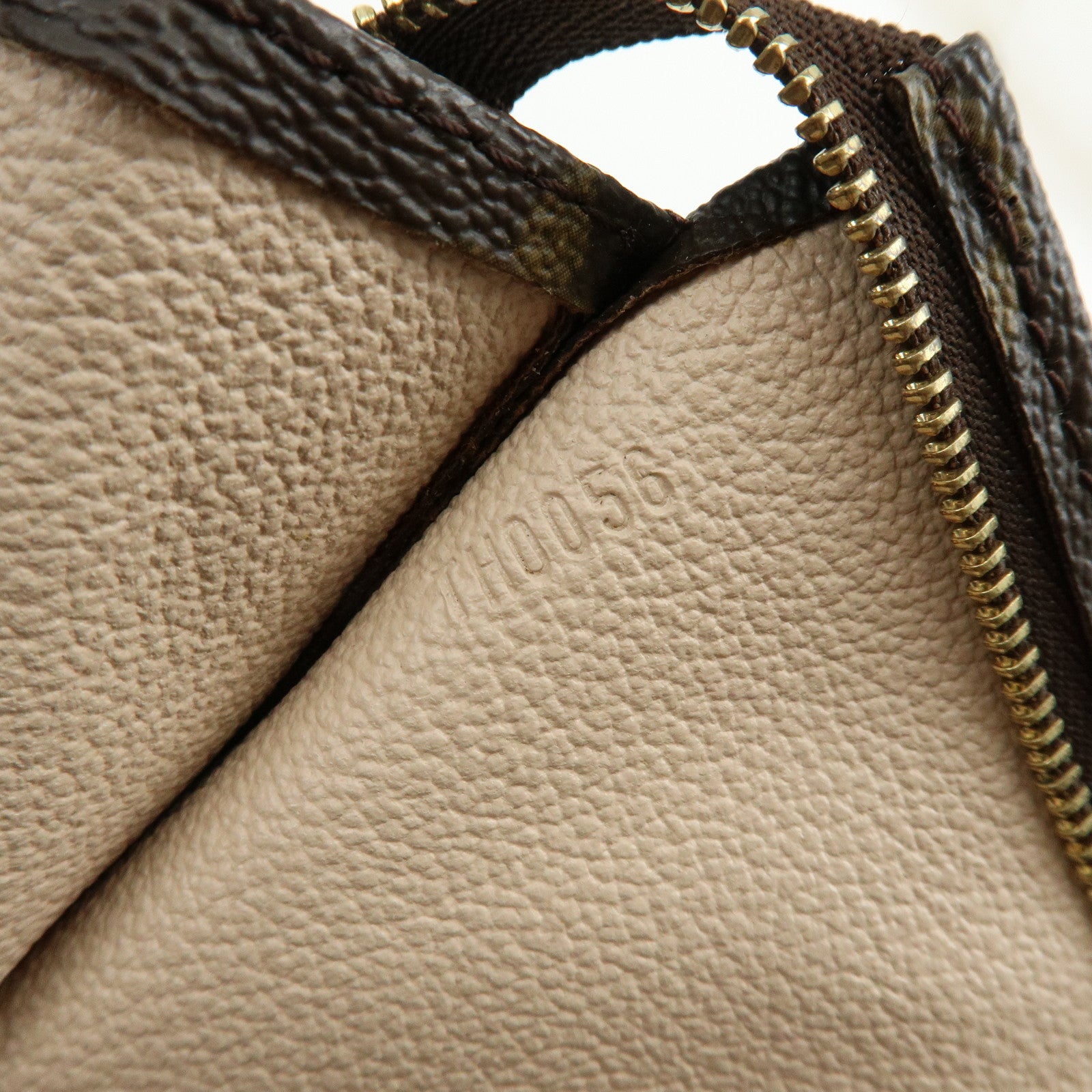 Louis Vuitton Monogram Poche Toilette 26 Clutch Bag Brown M47542