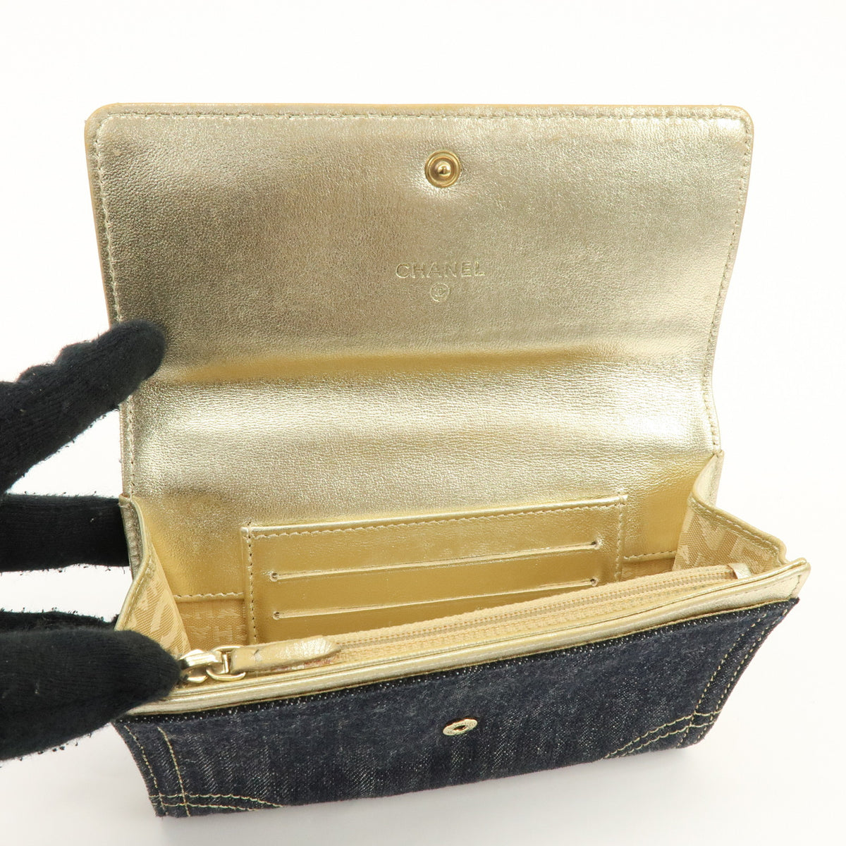 CHANEL COCO Mark Denim Long Wallet Indigo Blue Gold A31991