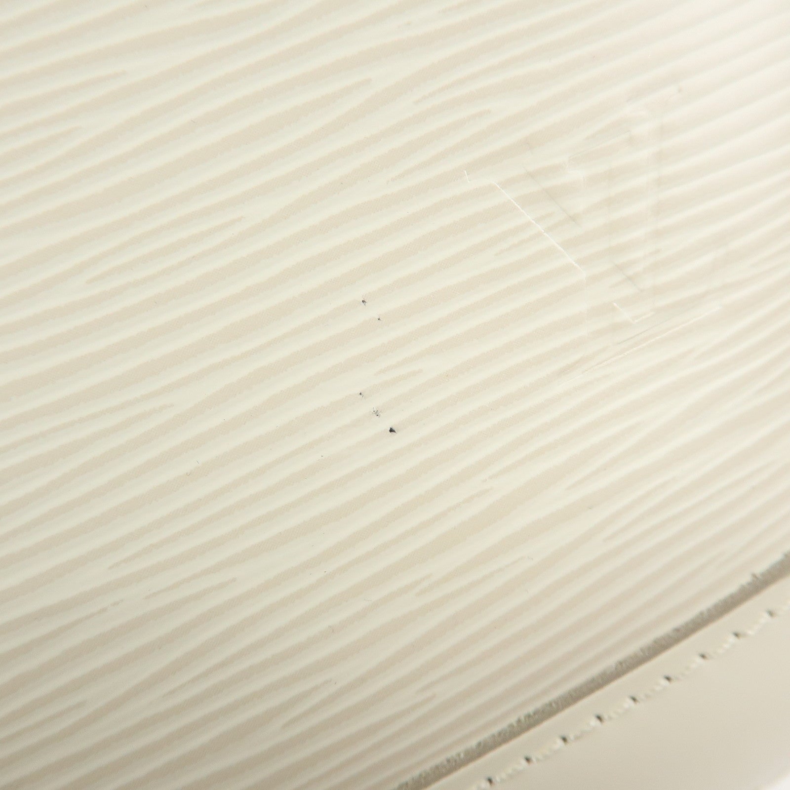 Louis Vuitton Epi Alma PM Hand Bag White Ivoire M5280J