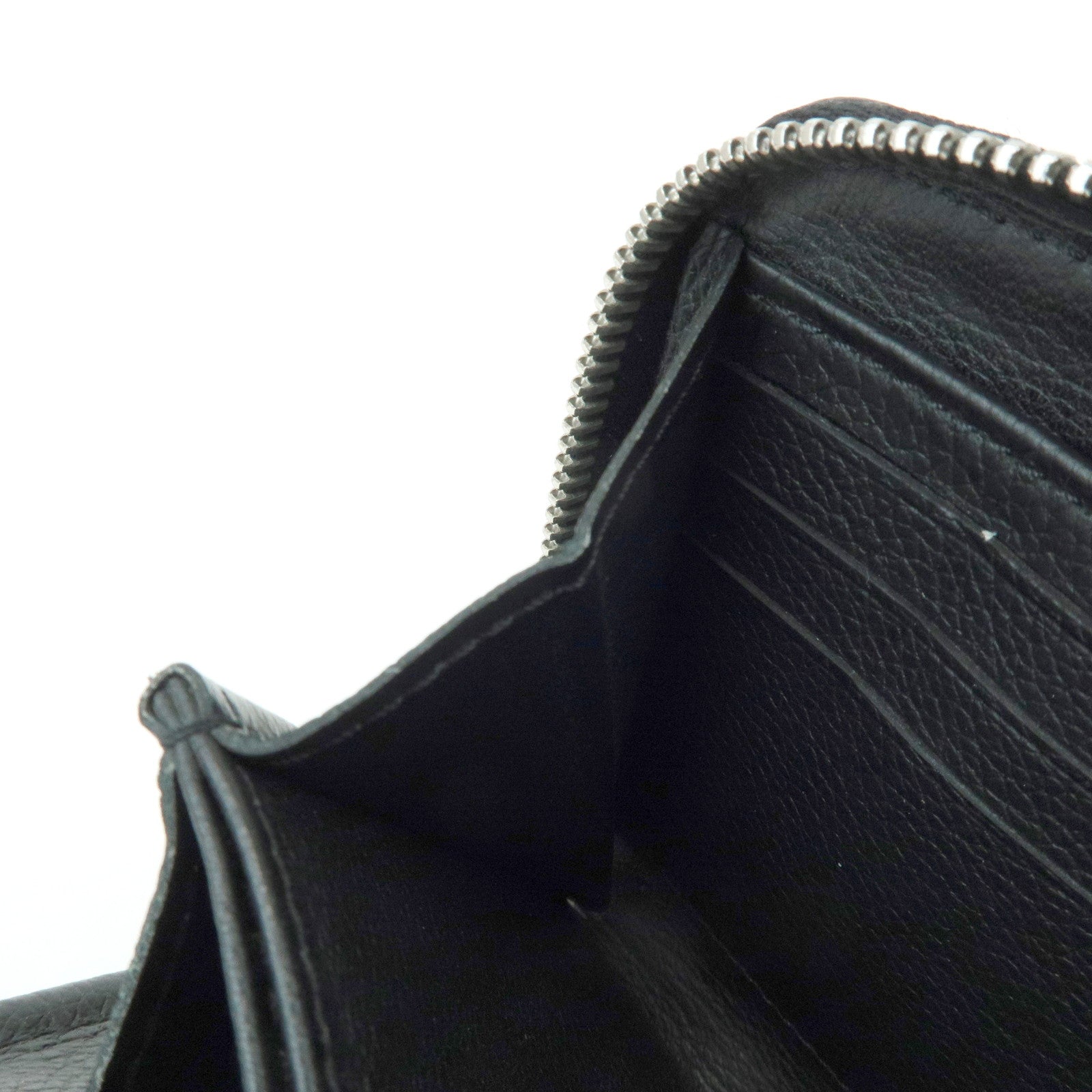 Louis Vuitton Leather Lockme Round Zippy Long Wallet Noir M62622