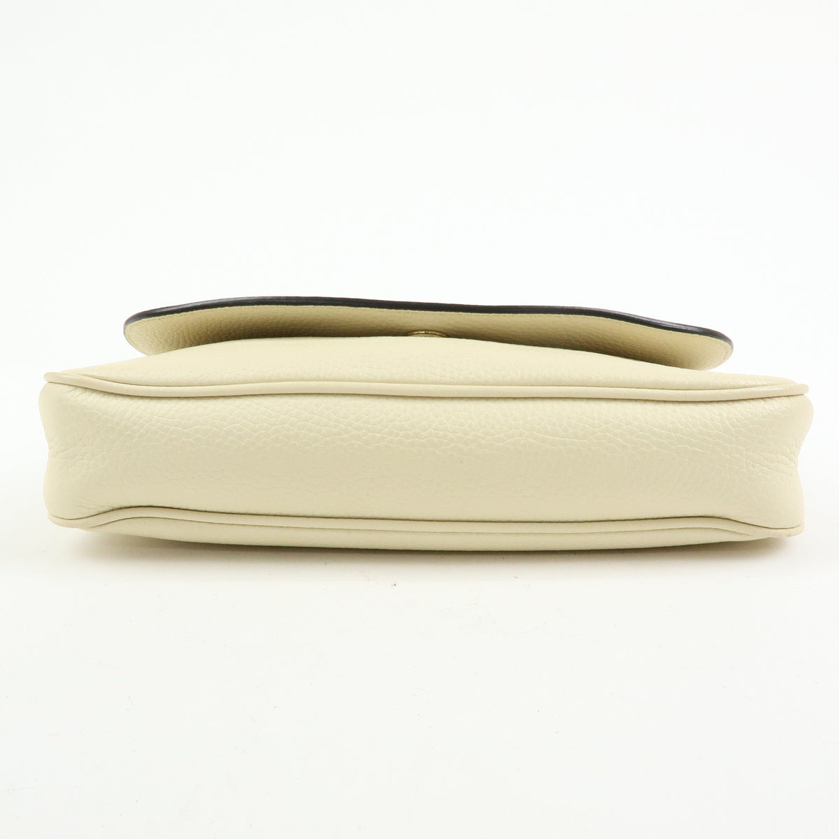 GUCCI SOHO Interlocking G Leather Chain Shoulder Bag White 536224
