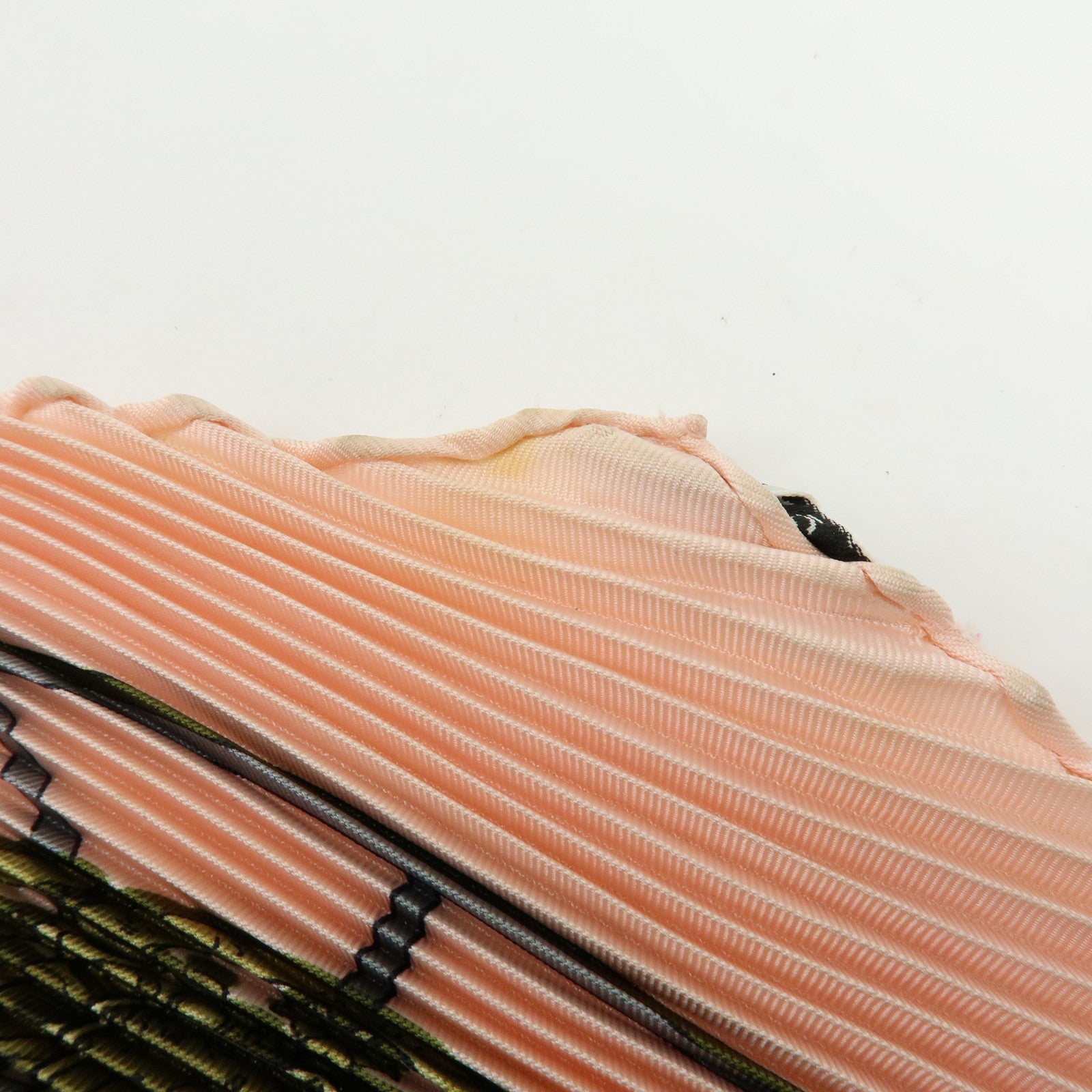 HERMES Pleated Carre 90 Silk 100% SPRINGS Light Pink