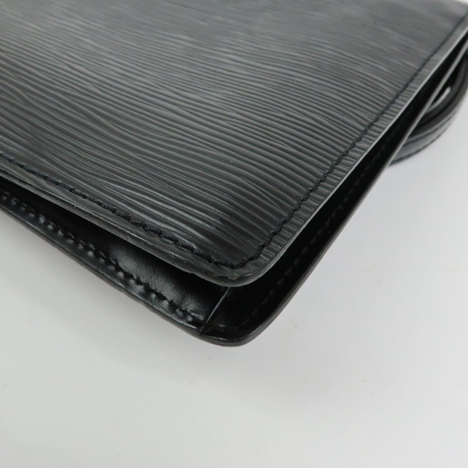 Louis Vuitton Epi Sellier Dragonne Leather Clutch Bag Noir Black M52612