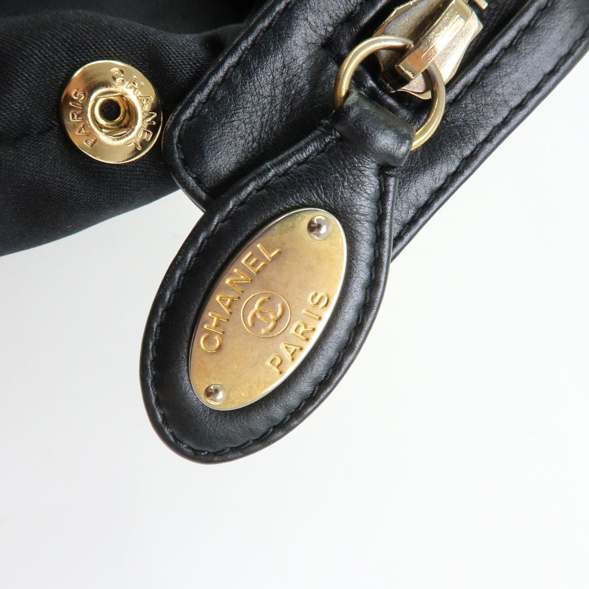 CHANEL Calf Skin V Stich Shevron Chain Shoulder Bag Tote Bag Black