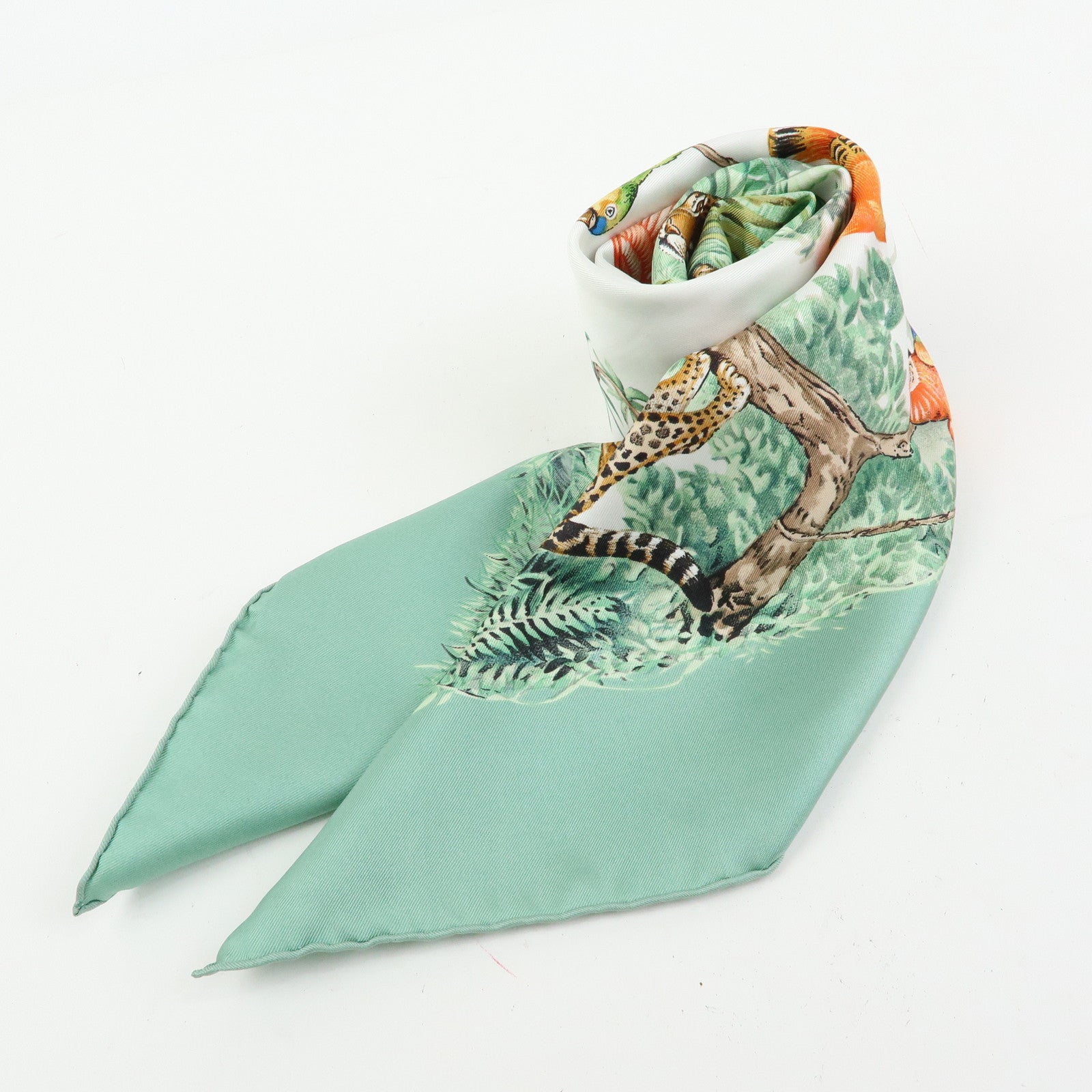 HERMES Carre 90 Silk 100% Scarf EQUATEUR Light Green Brown White