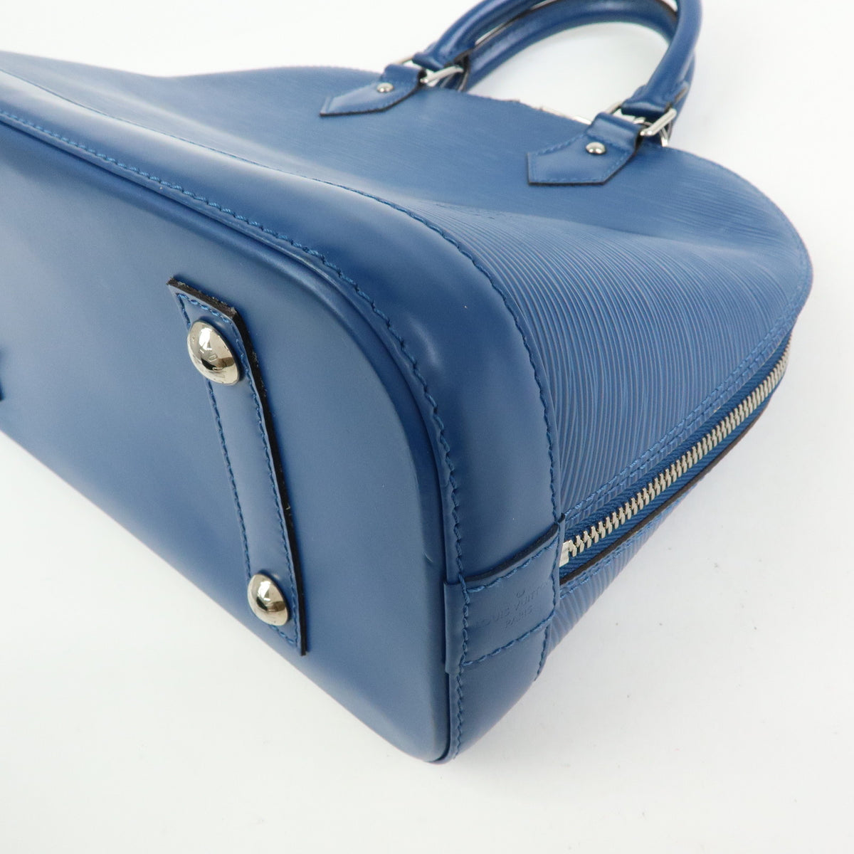 Louis Vuitton Epi Alma PM Leather Hand Bag Toledo Blue M52145