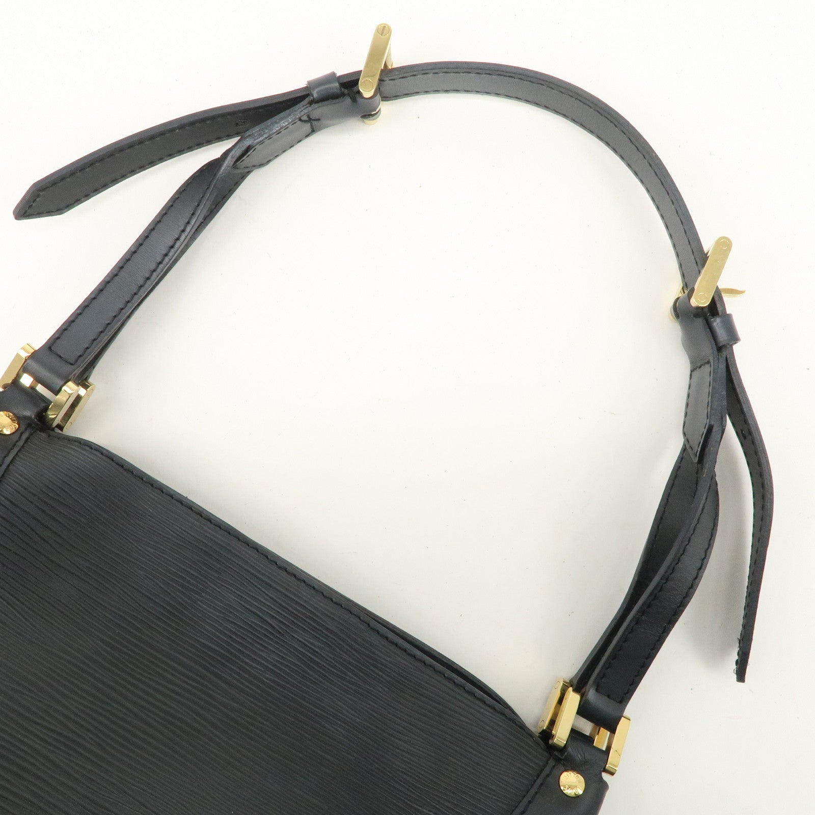 Louis Vuitton Epi Mandala PM Shoulder Bag Noir M58892 Used