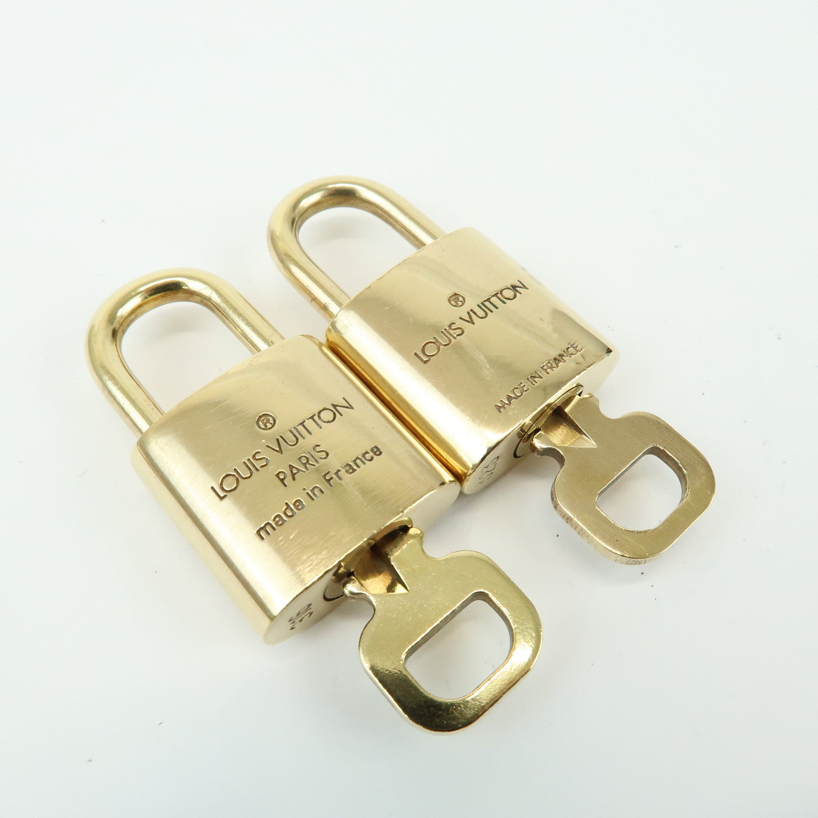 Louis Vuitton Set of 10 Lock & Key Cadena Key Lock