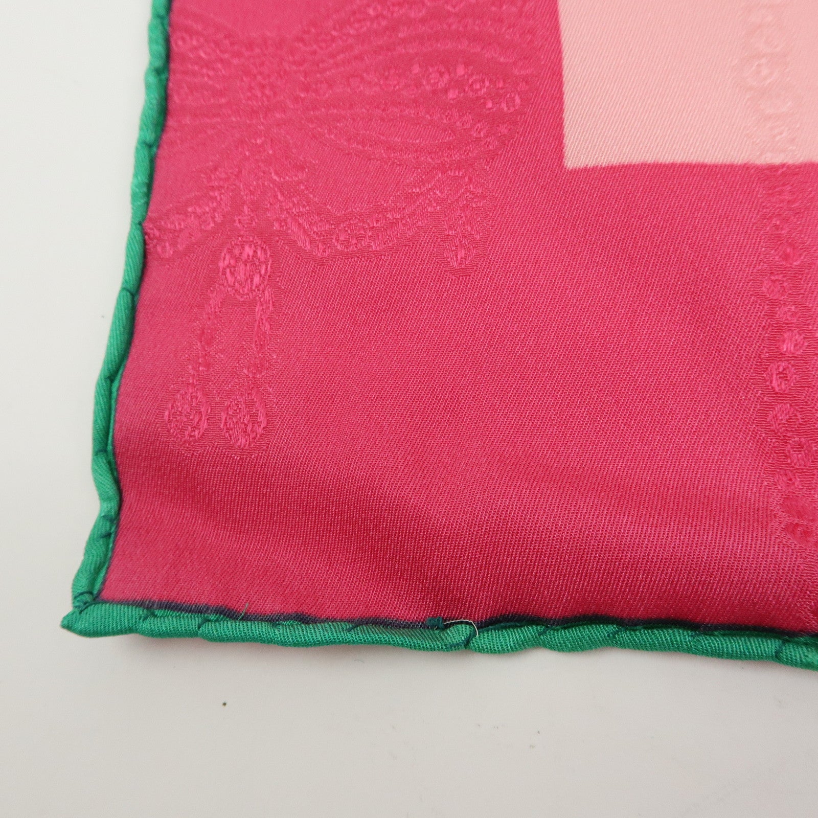 Cartier Silk 100% Scarf Jeweled Panther Motif Pink Green