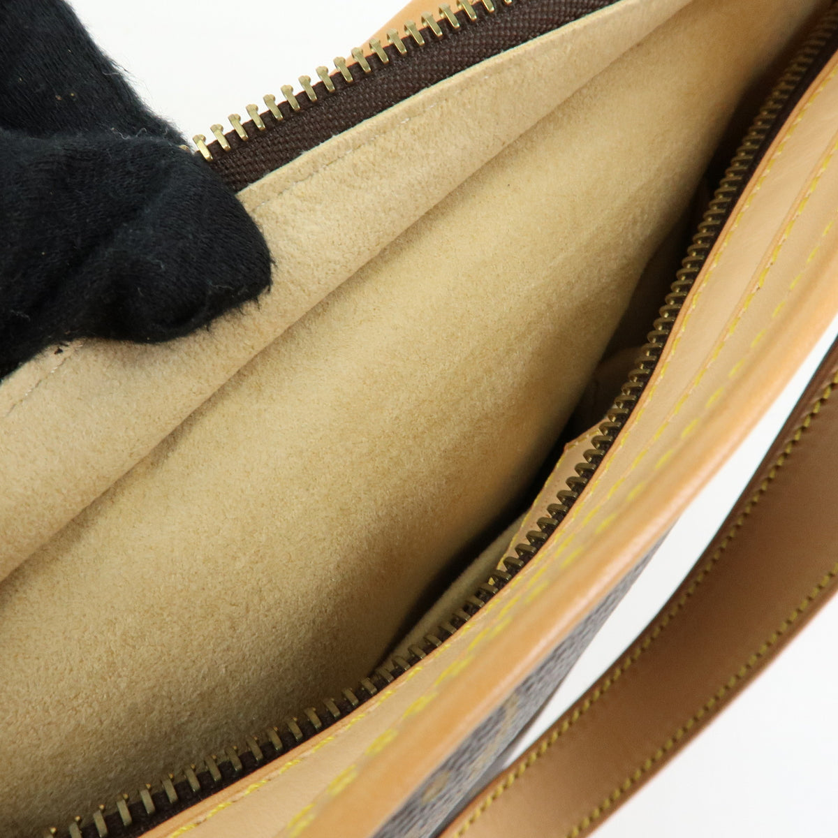 Louis Vuitton Monogram Hudson GM Shoulder Crossbody Bag Brown M40045
