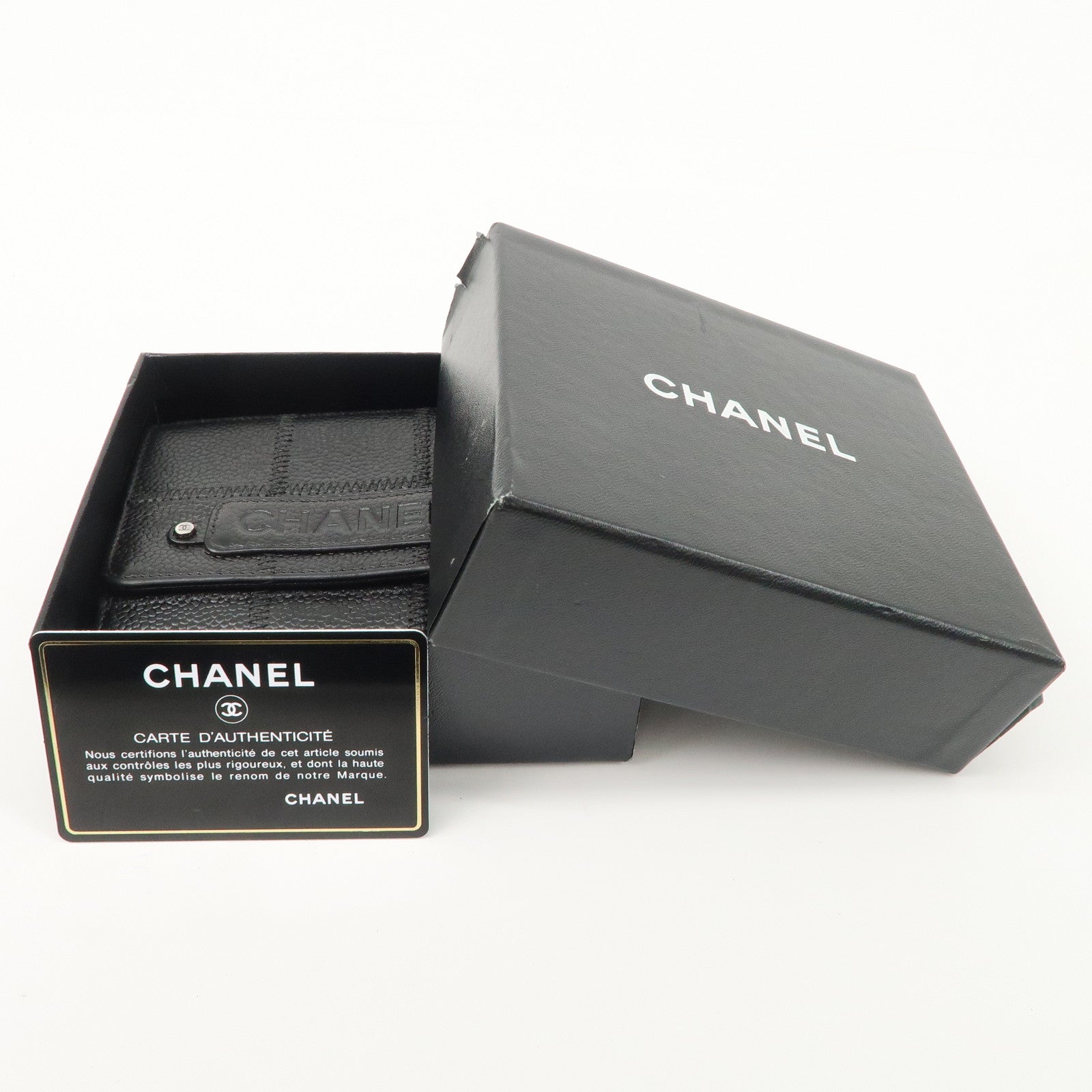 CHANEL Chocolate Bar Caviarskin W Hook Small Wallet Black Used