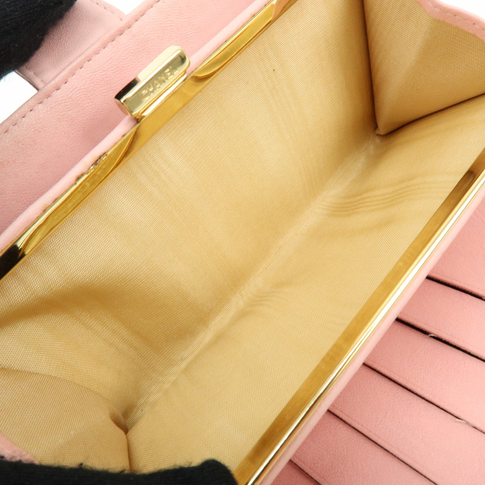 CHANEL COCO Mark Caviarskin Bi-fold Long Wallet Pink A13498