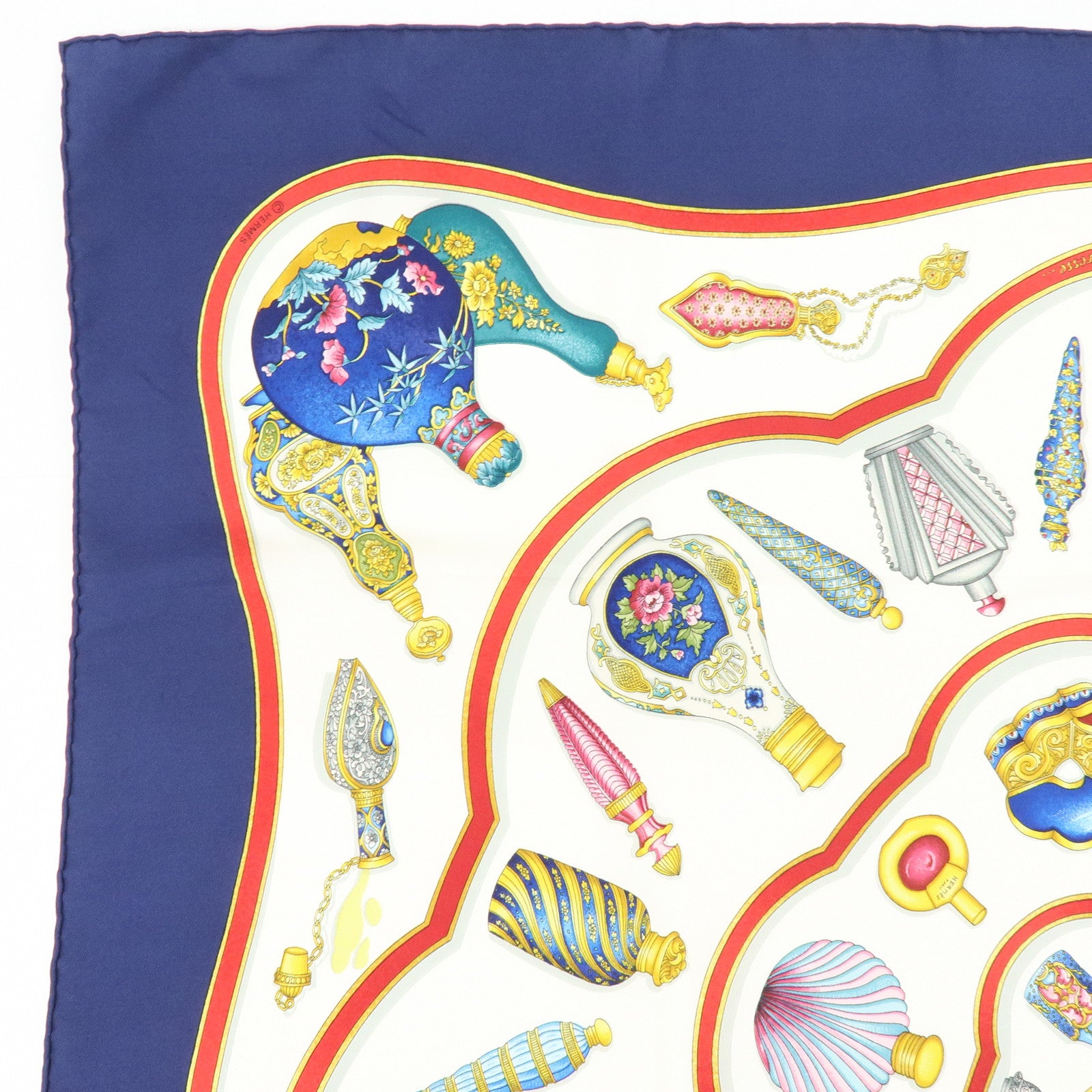 HERMES Carre 90 Silk 100% Scarf Qu'importe le flacon Navy White