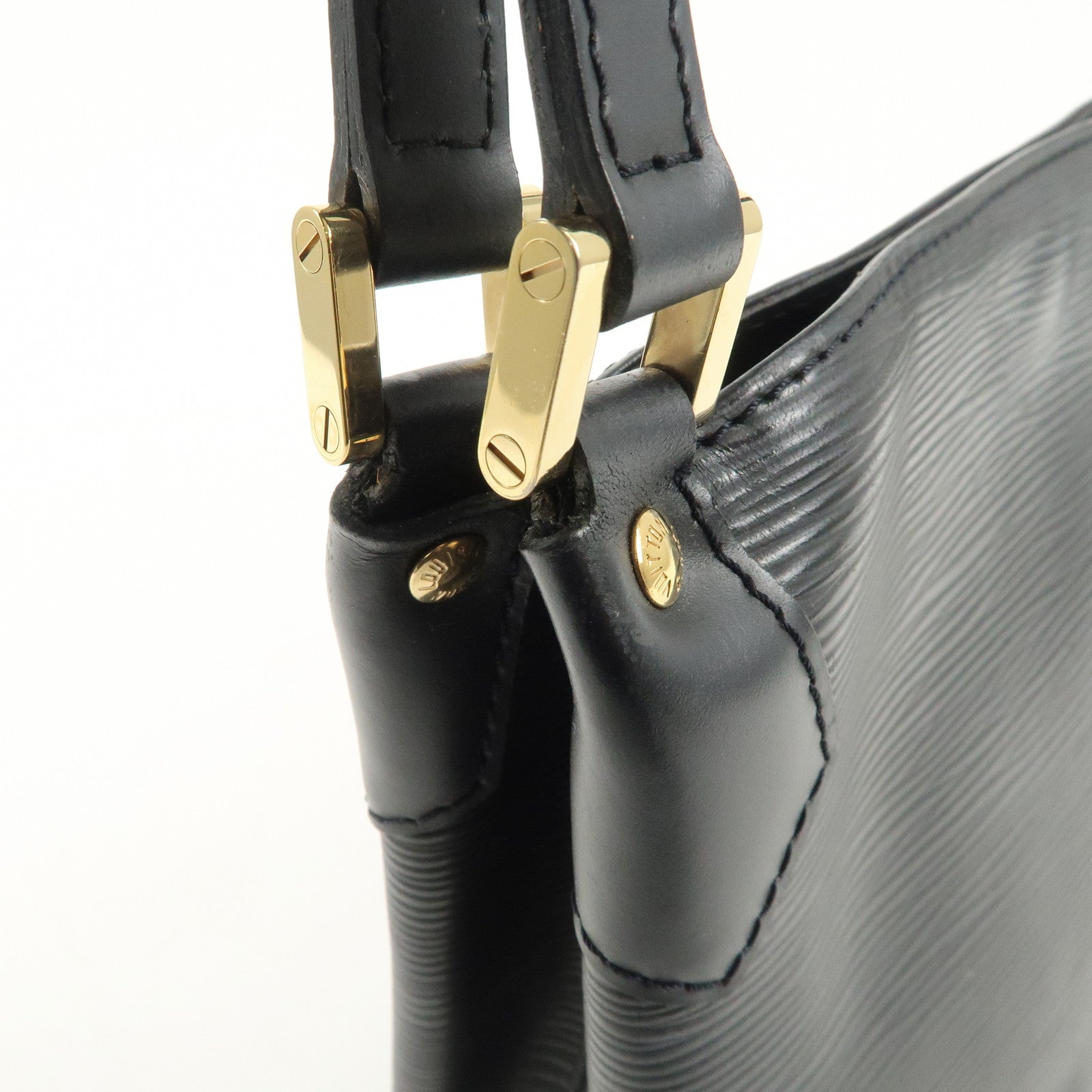 Louis Vuitton Epi Mandala PM Shoulder Bag Noir M58892 Used