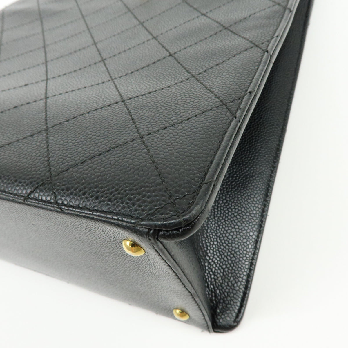 CHANEL Matelasse Caviarskin Chain Shoulder Bag Hand Bag Black A08907