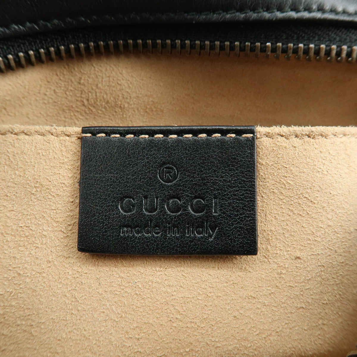 GUCCI GG Marmont Leather Chevron Shoulder Crossbody Bag Black 448065