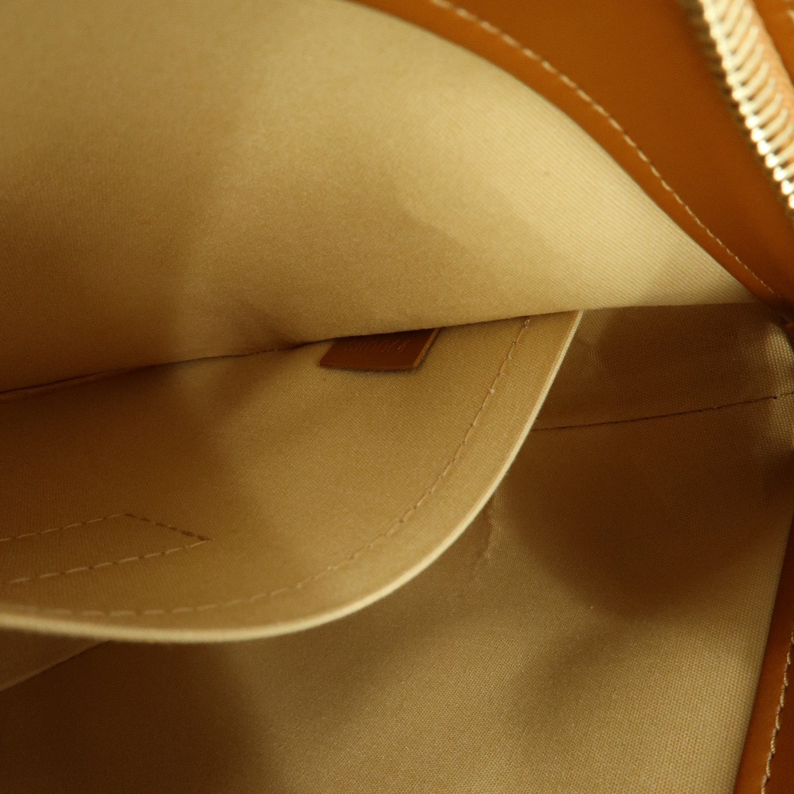Louis Vuitton Monogram Mini Lucille PM Hand Bag Beige M92684