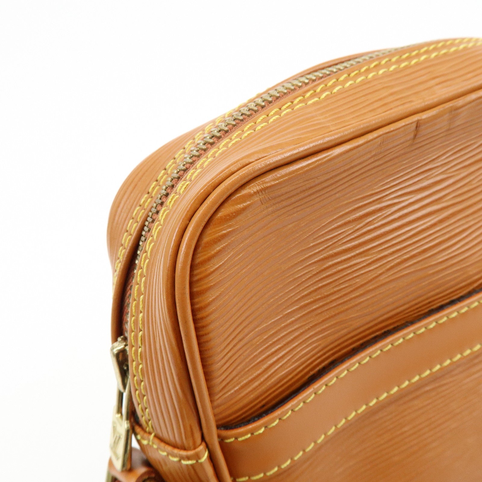 Louis Vuitton Epi Leather Danube Shoulder Crossbody Bag Kenya Brown